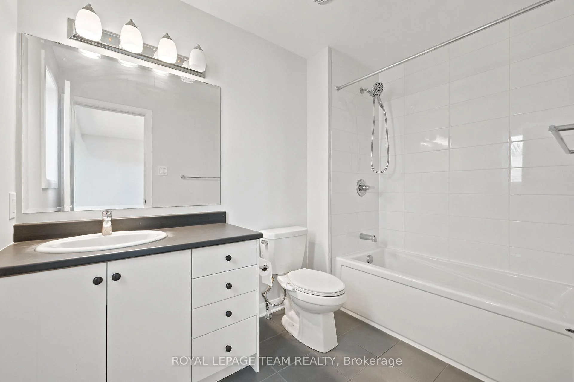 Photo 16 of 417 Silicon Way, Ottawa, Kanata - Morgan's Grant/South March — HOMEH