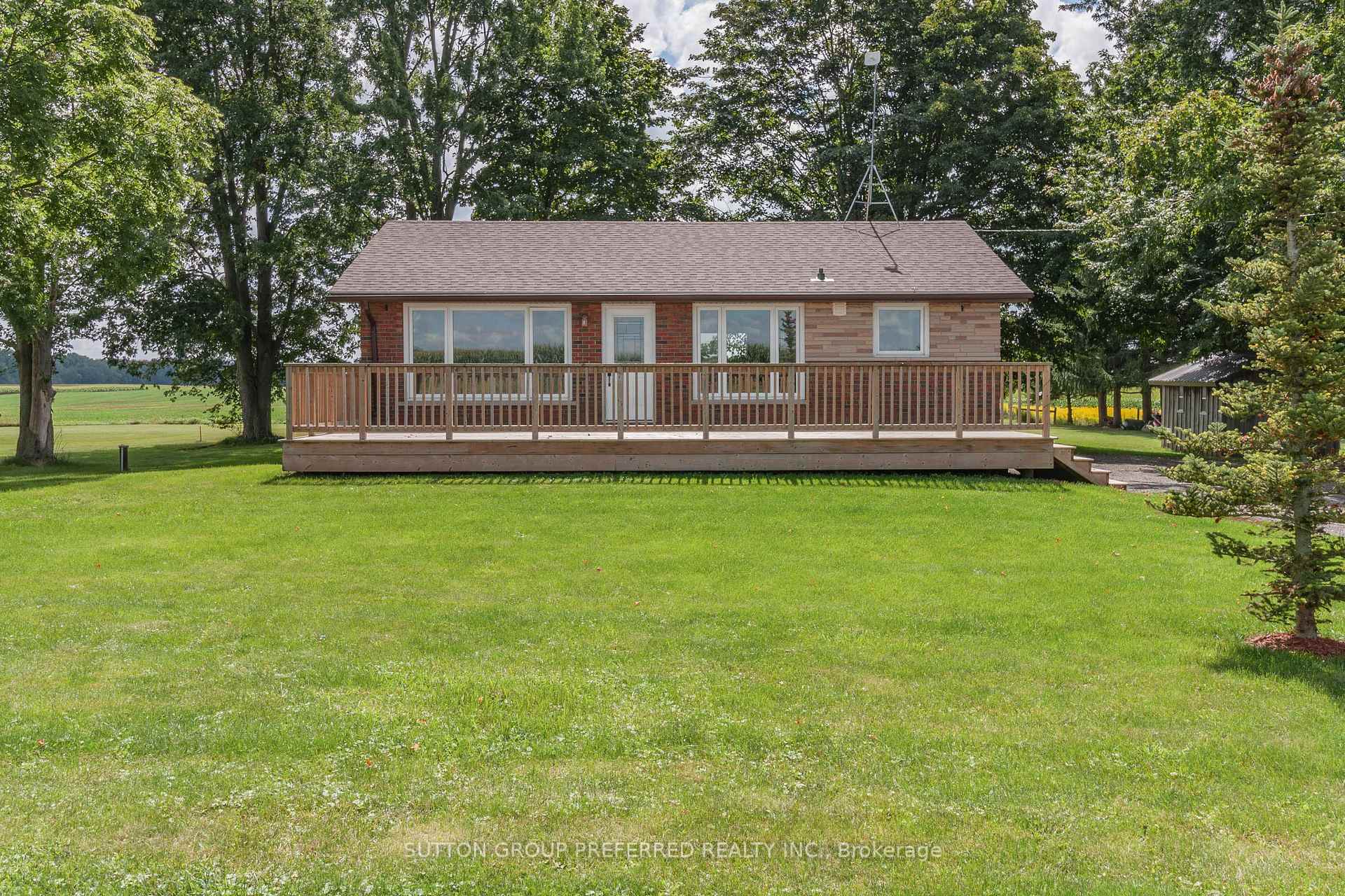 Photo 1 of 4463 Avon Drive, Malahide, Rural Malahide — HOMEH