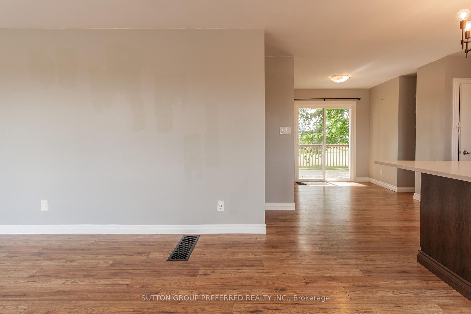 Photo 15 of 4463 Avon Drive, Malahide, Rural Malahide — HOMEH