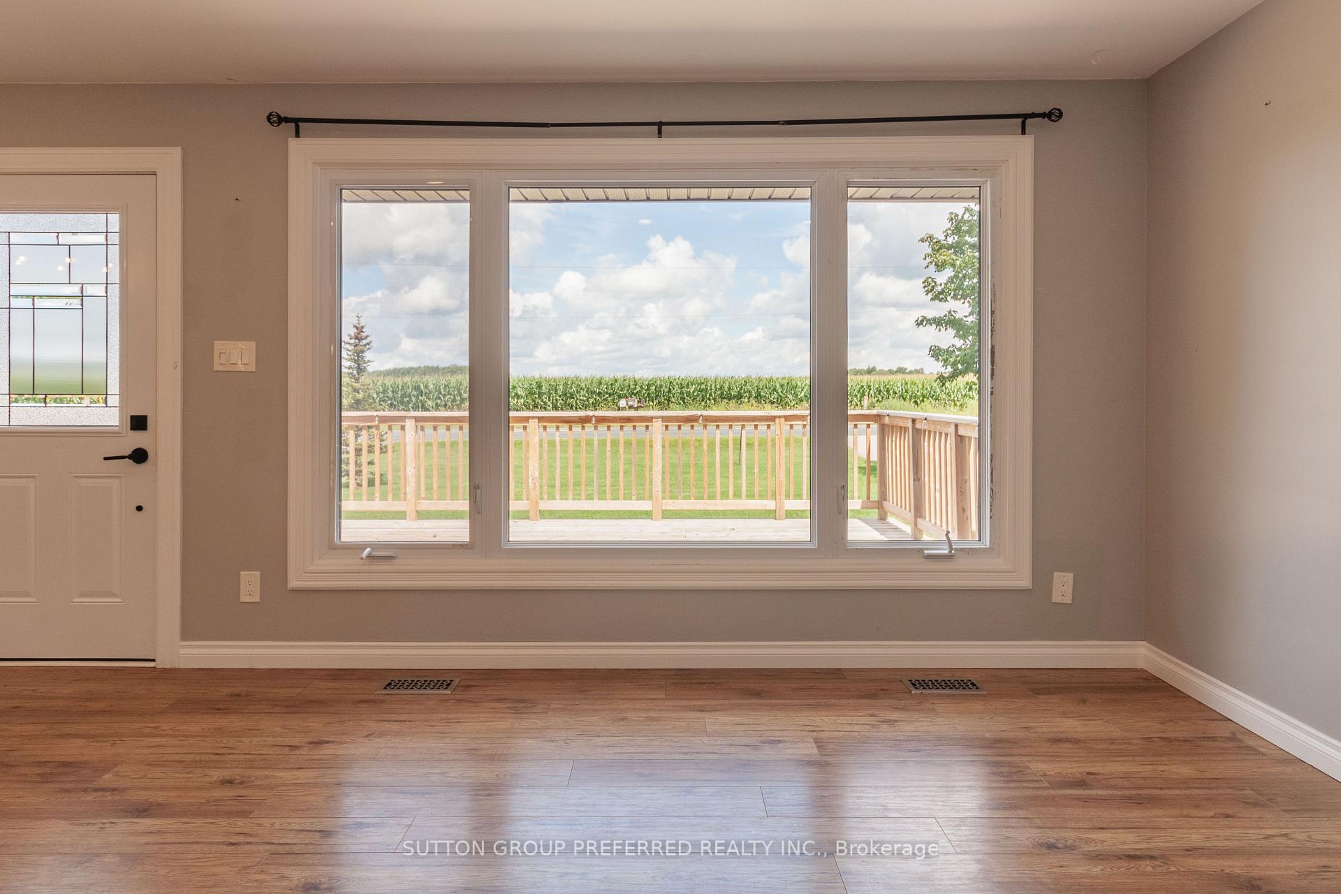 Photo 18 of 4463 Avon Drive, Malahide, Rural Malahide — HOMEH