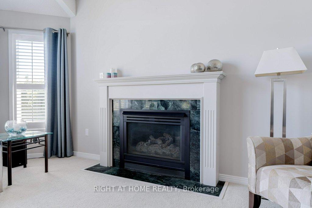 Photo 22 of 2109 Berwick Drive, Burlington, Rose — HOMEH