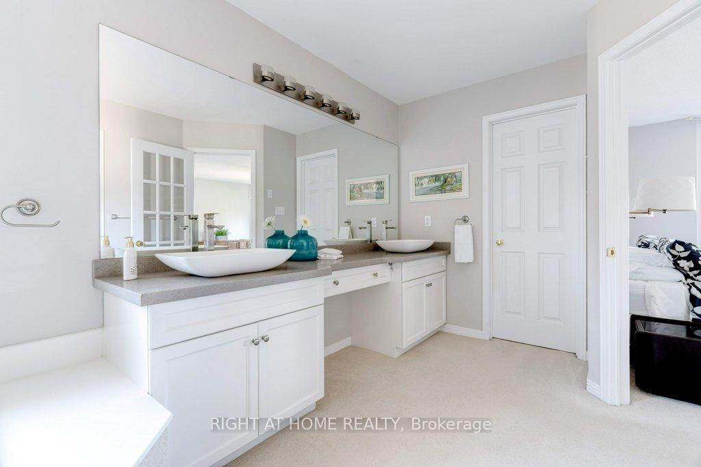 Photo 26 of 2109 Berwick Drive, Burlington, Rose — HOMEH