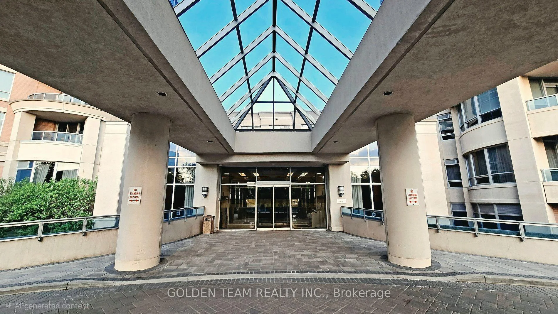 Photo 4 of Unit 906, 33 circa Boulevard, Markham, Unionville — HOMEH