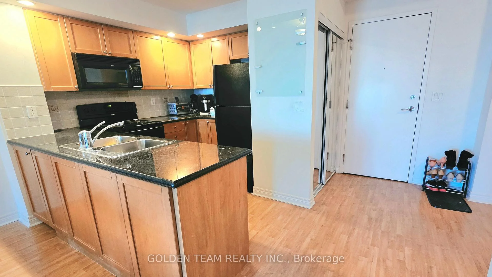 Photo 25 of Unit 906, 33 circa Boulevard, Markham, Unionville — HOMEH