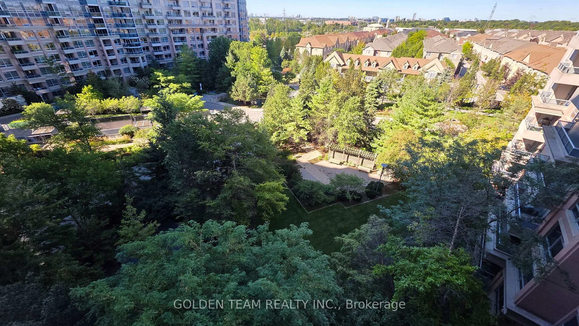 Photo 34 of Unit 906, 33 circa Boulevard, Markham, Unionville — HOMEH
