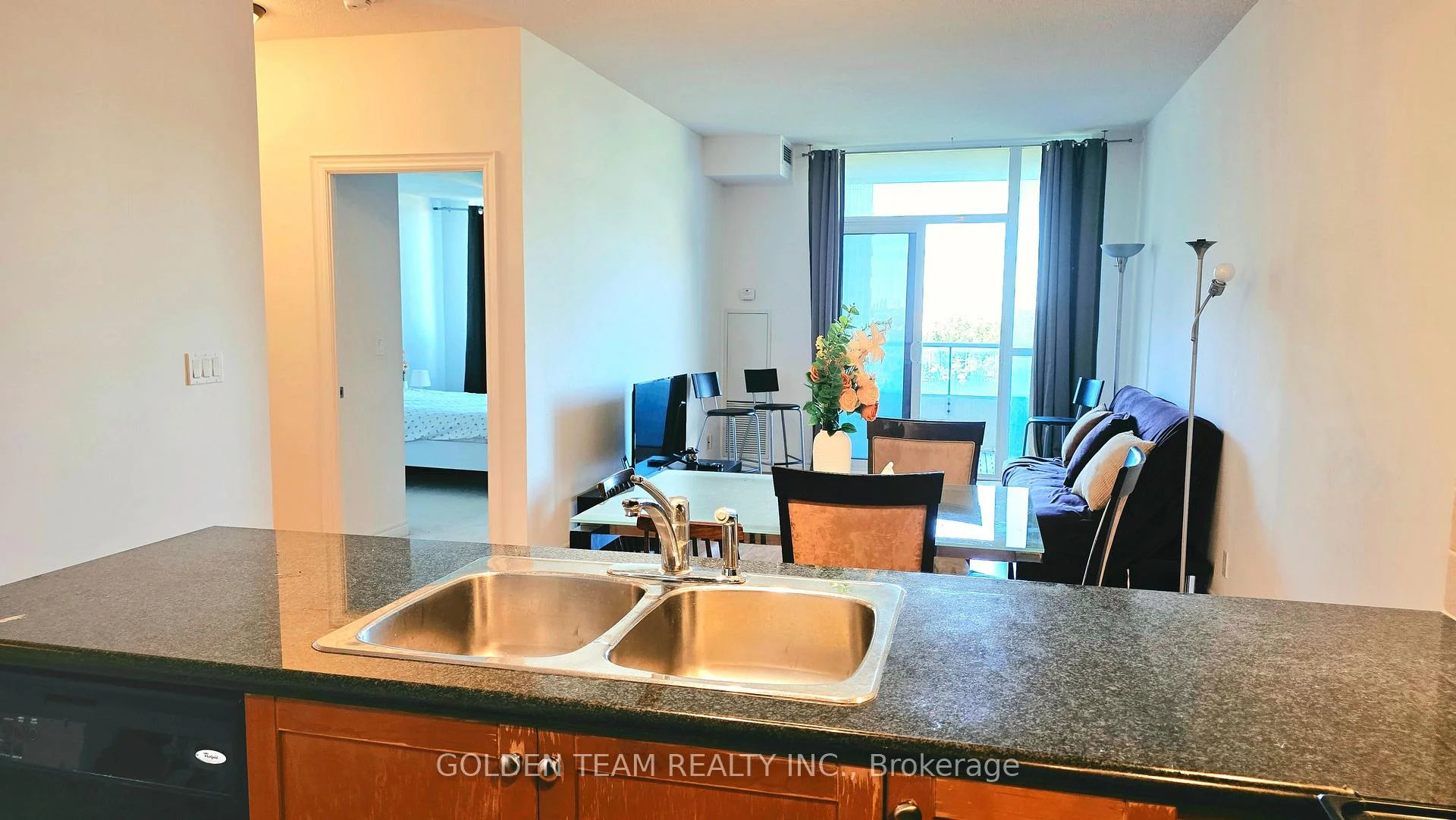 Photo 37 of Unit 906, 33 circa Boulevard, Markham, Unionville — HOMEH