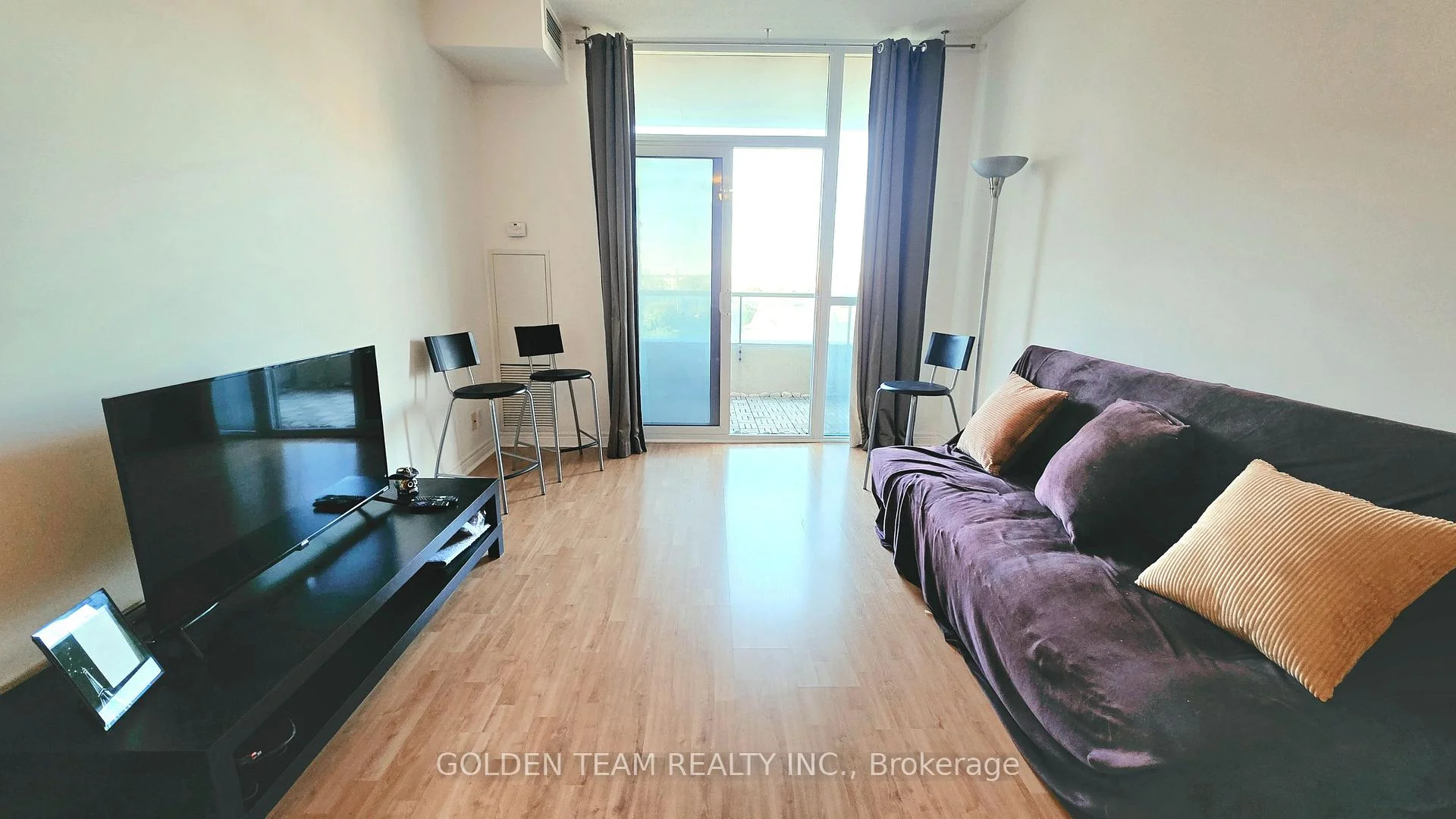 Photo 42 of Unit 906, 33 circa Boulevard, Markham, Unionville — HOMEH