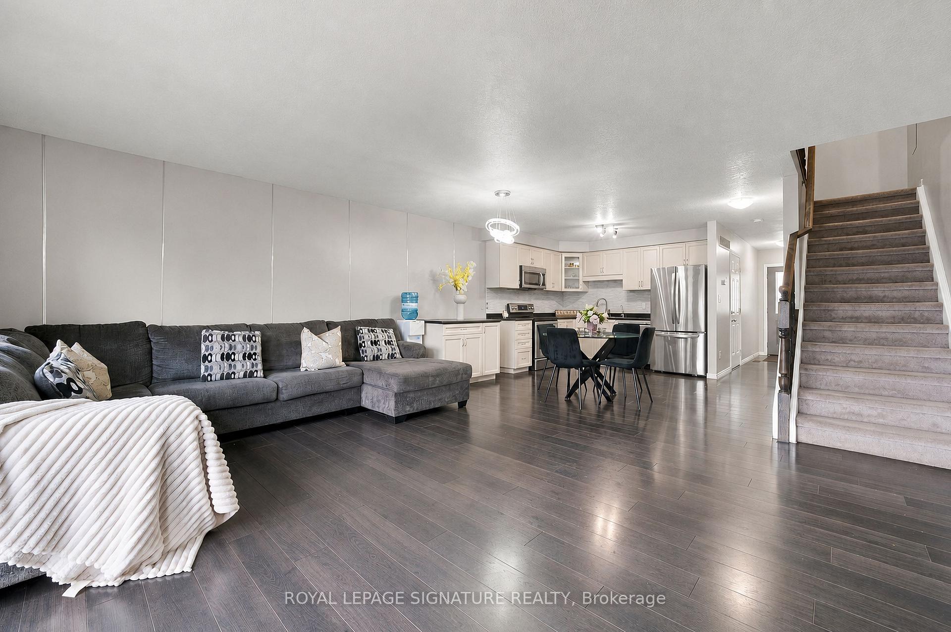Photo 20 of 63 Sorrento Street, Kitchener, Huron Park — HOMEH