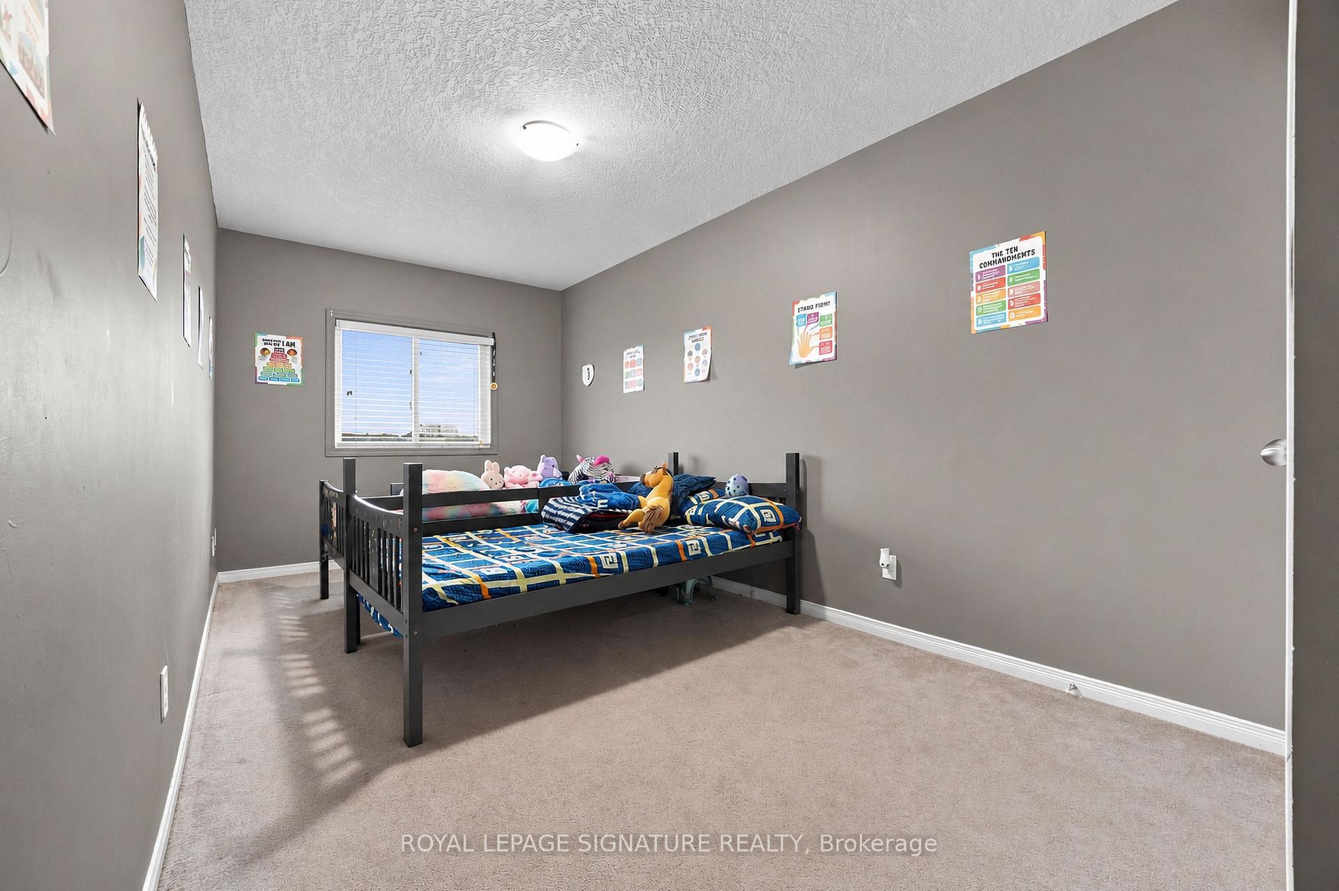 Photo 31 of 63 Sorrento Street, Kitchener, Huron Park — HOMEH