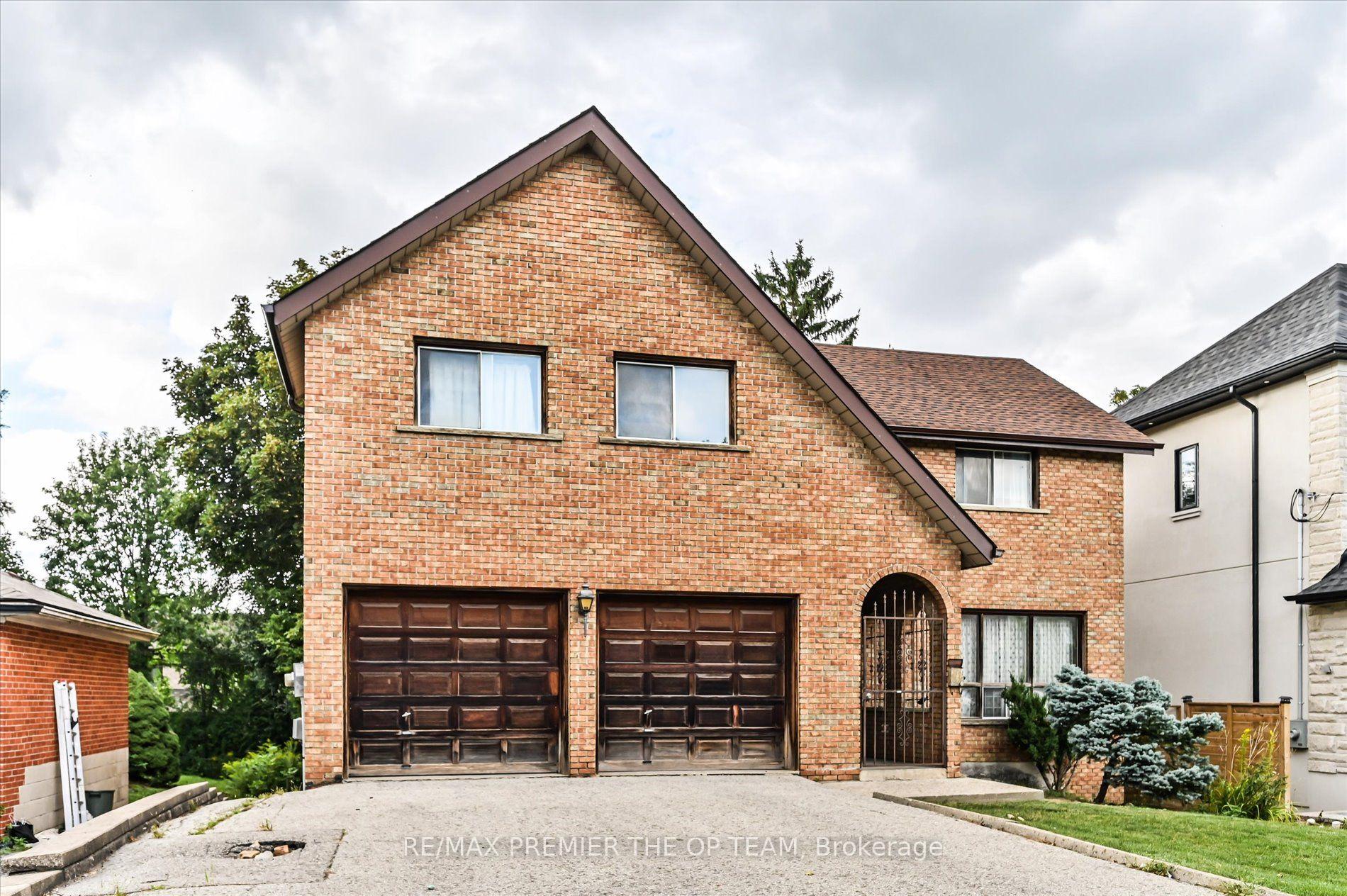 Photo 2 of 82 Highland Park Drive, Markham, Grandview — HOMEH