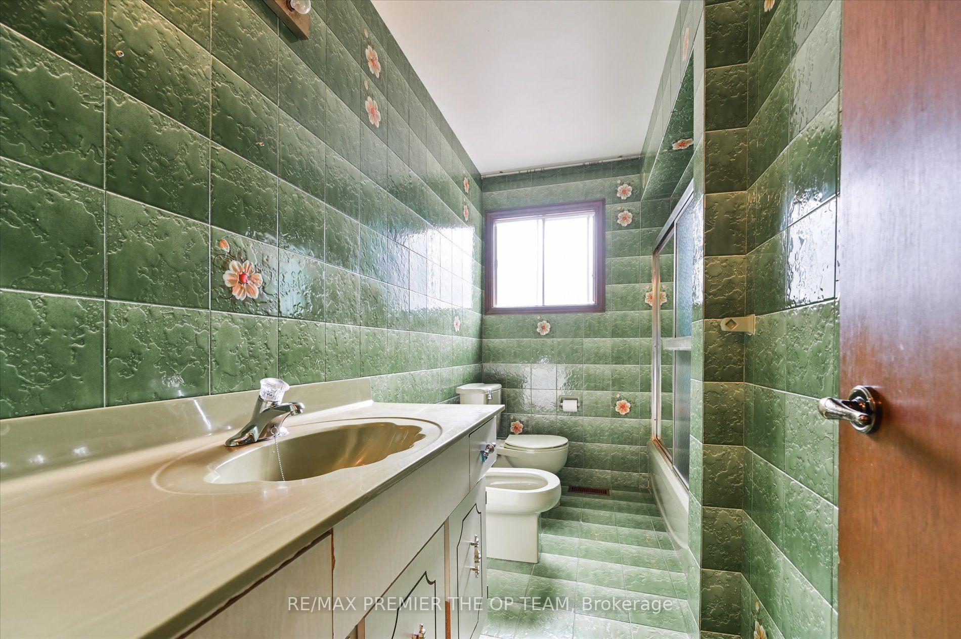 Photo 29 of 82 Highland Park Drive, Markham, Grandview — HOMEH