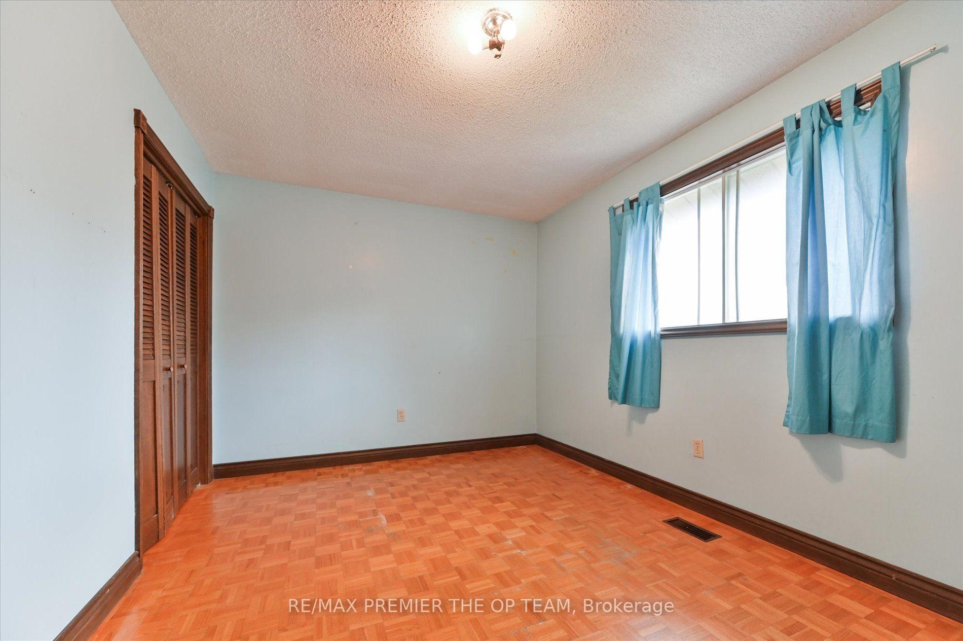 Photo 32 of 82 Highland Park Drive, Markham, Grandview — HOMEH