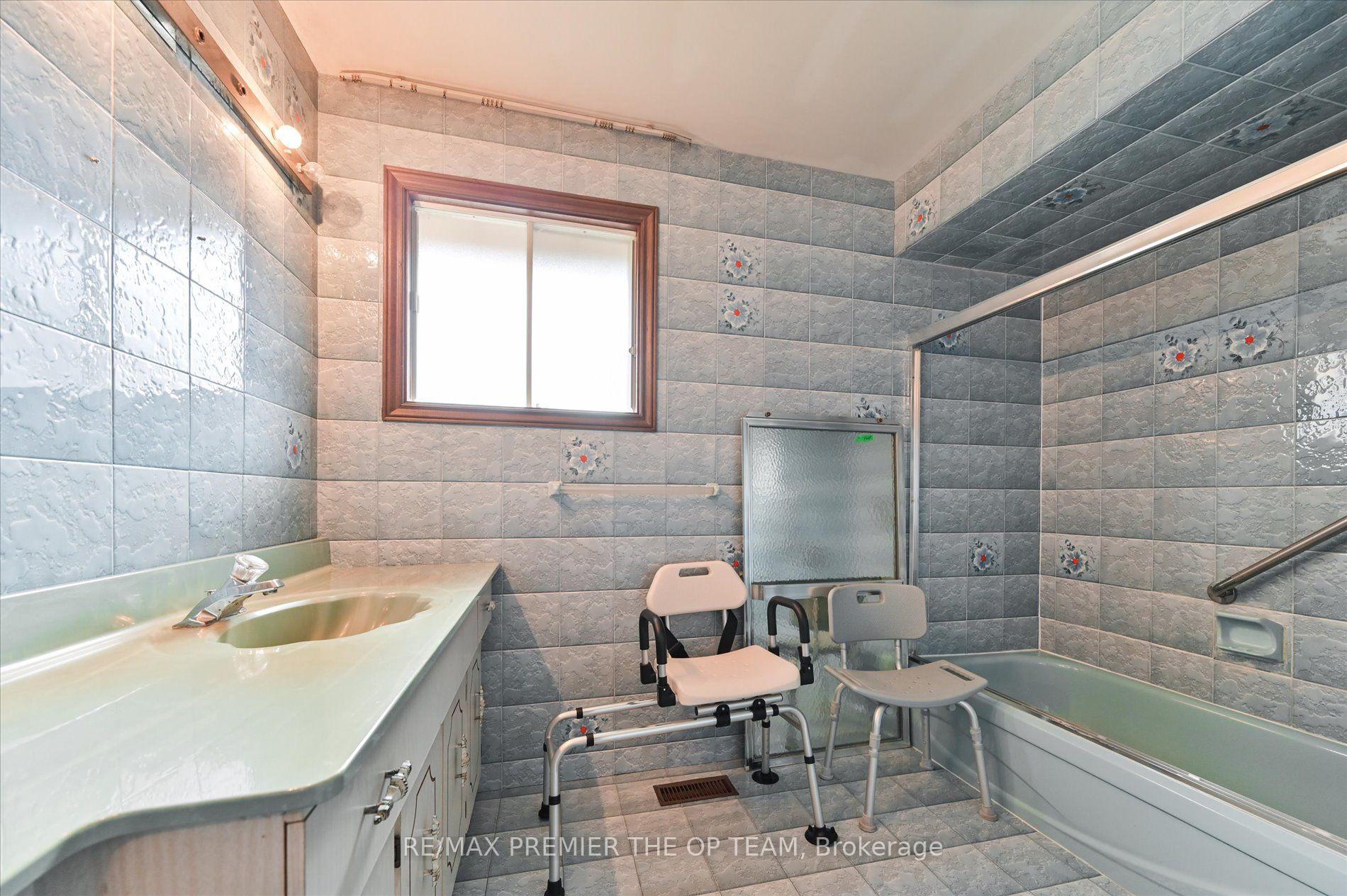Photo 33 of 82 Highland Park Drive, Markham, Grandview — HOMEH