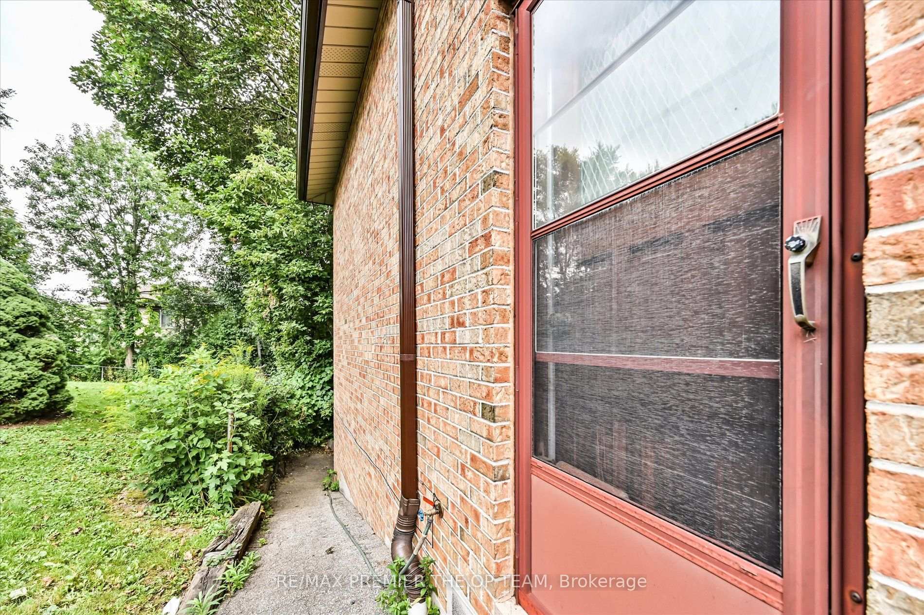 Photo 35 of 82 Highland Park Drive, Markham, Grandview — HOMEH
