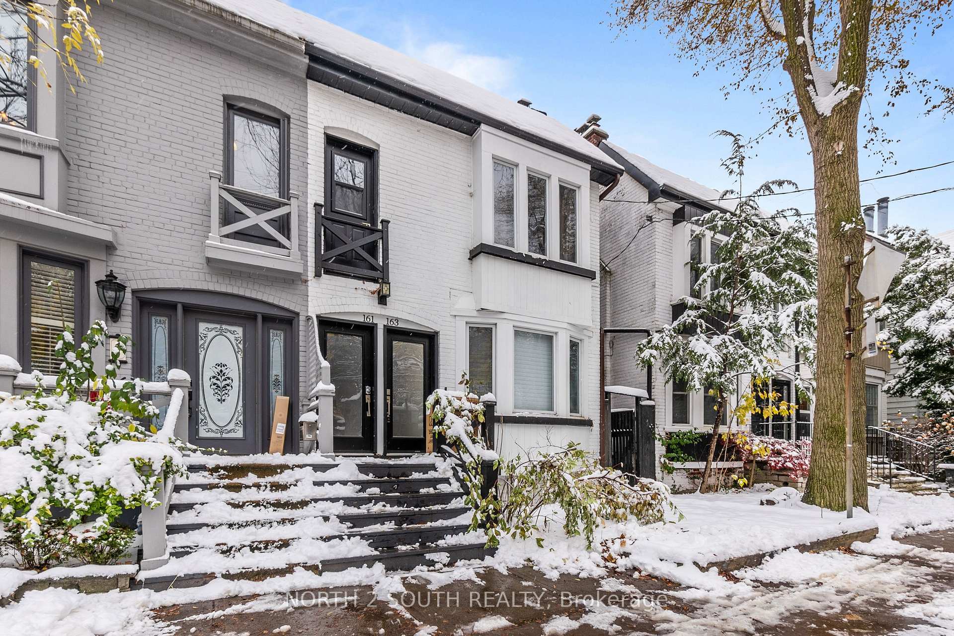 Photo 3 of Unit Upper, 161 Marlborough Place, Toronto, The Annex — HOMEH