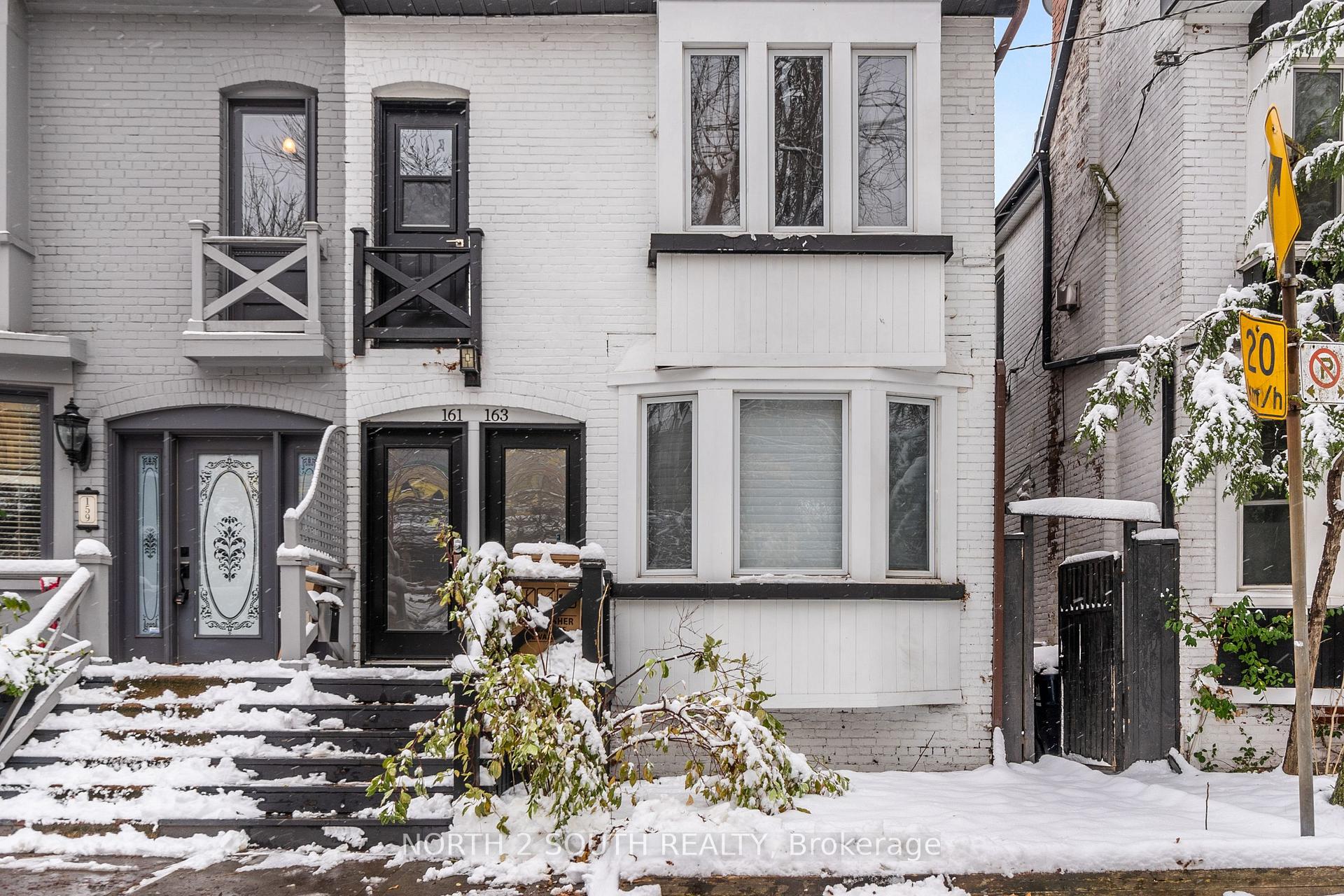 Photo 6 of Unit Upper, 161 Marlborough Place, Toronto, The Annex — HOMEH