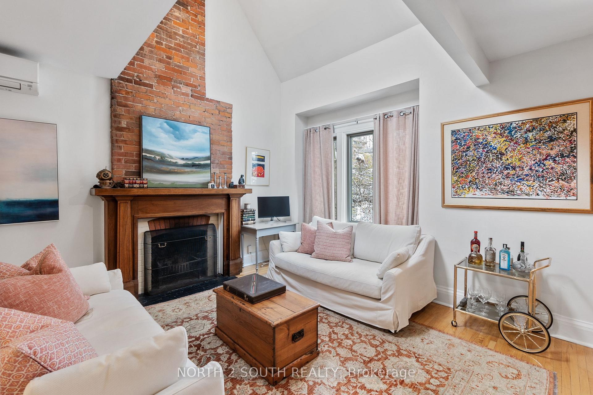 Photo 14 of Unit Upper, 161 Marlborough Place, Toronto, The Annex — HOMEH