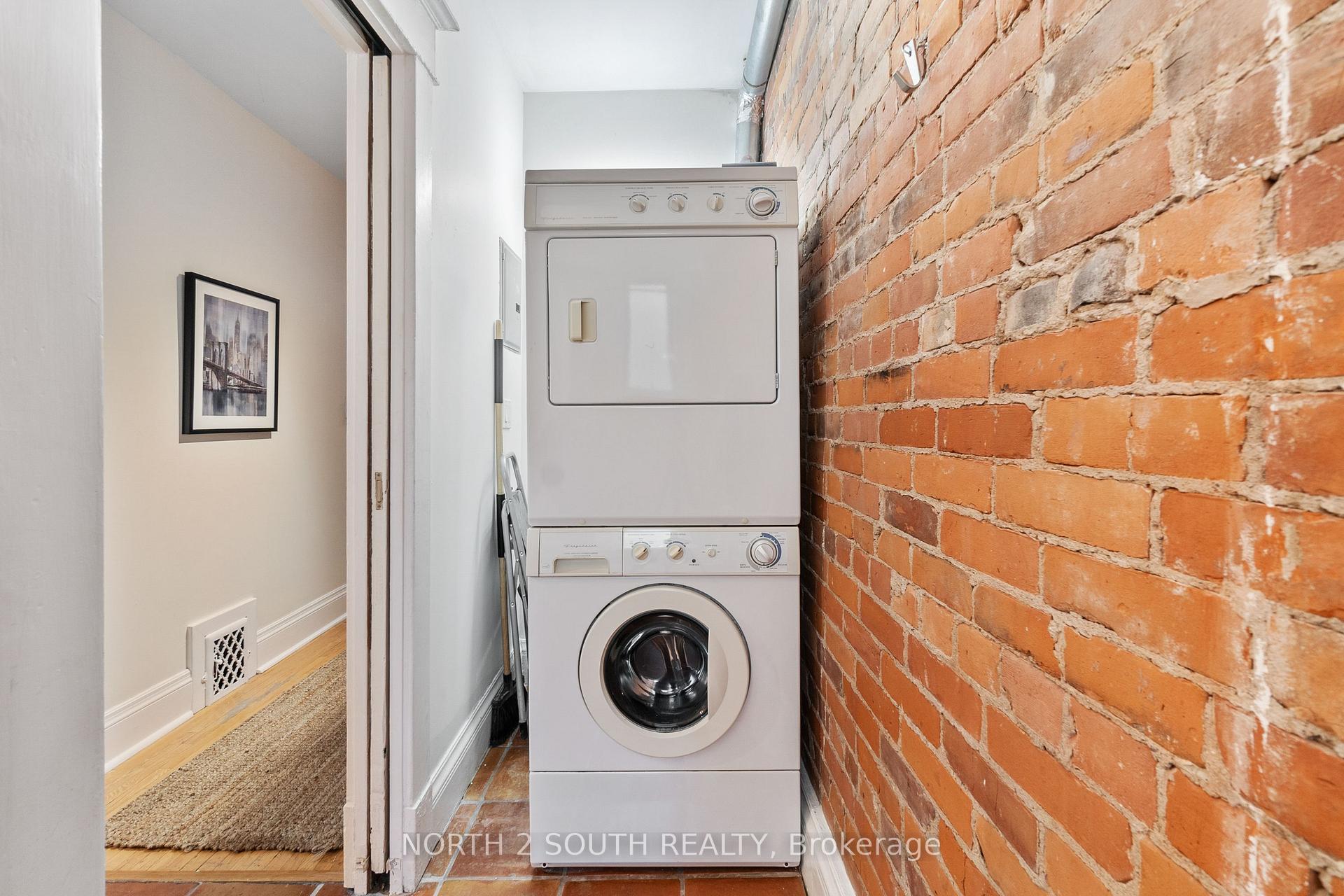 Photo 22 of Unit Upper, 161 Marlborough Place, Toronto, The Annex — HOMEH