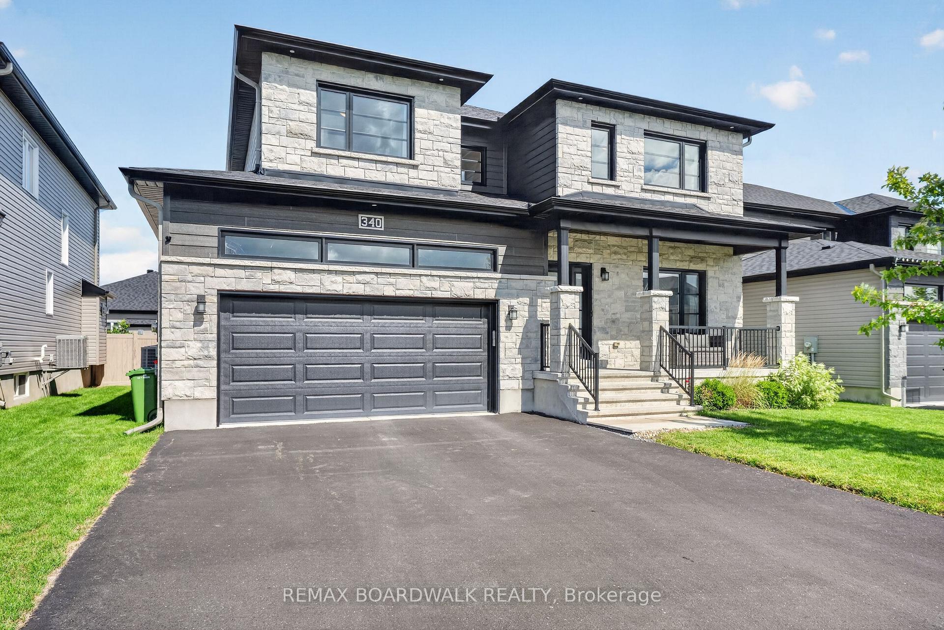 Photo 2 of 340 Moonlight Drive, Russell, Russell Twp — HOMEH