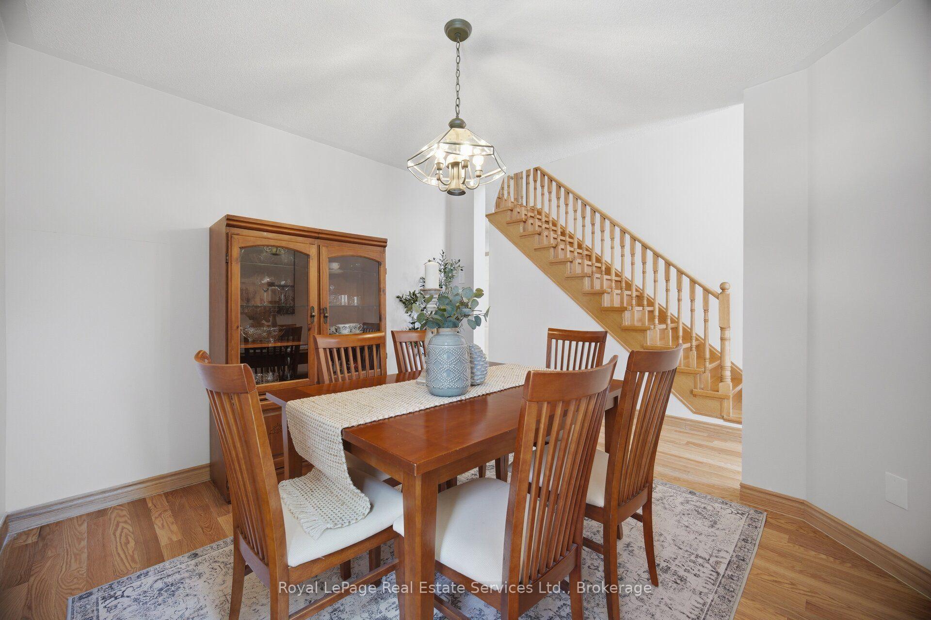 Photo 14 of 2259 Empire Crescent, Burlington, Orchard — HOMEH