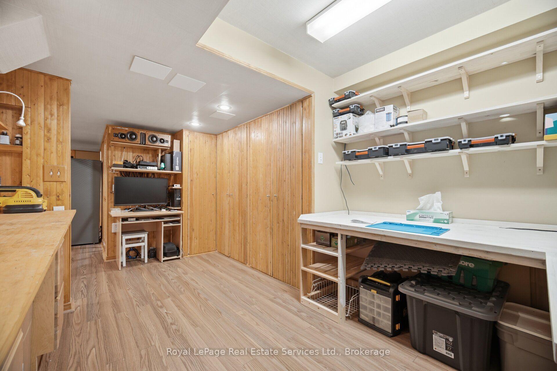 Photo 32 of 2259 Empire Crescent, Burlington, Orchard — HOMEH