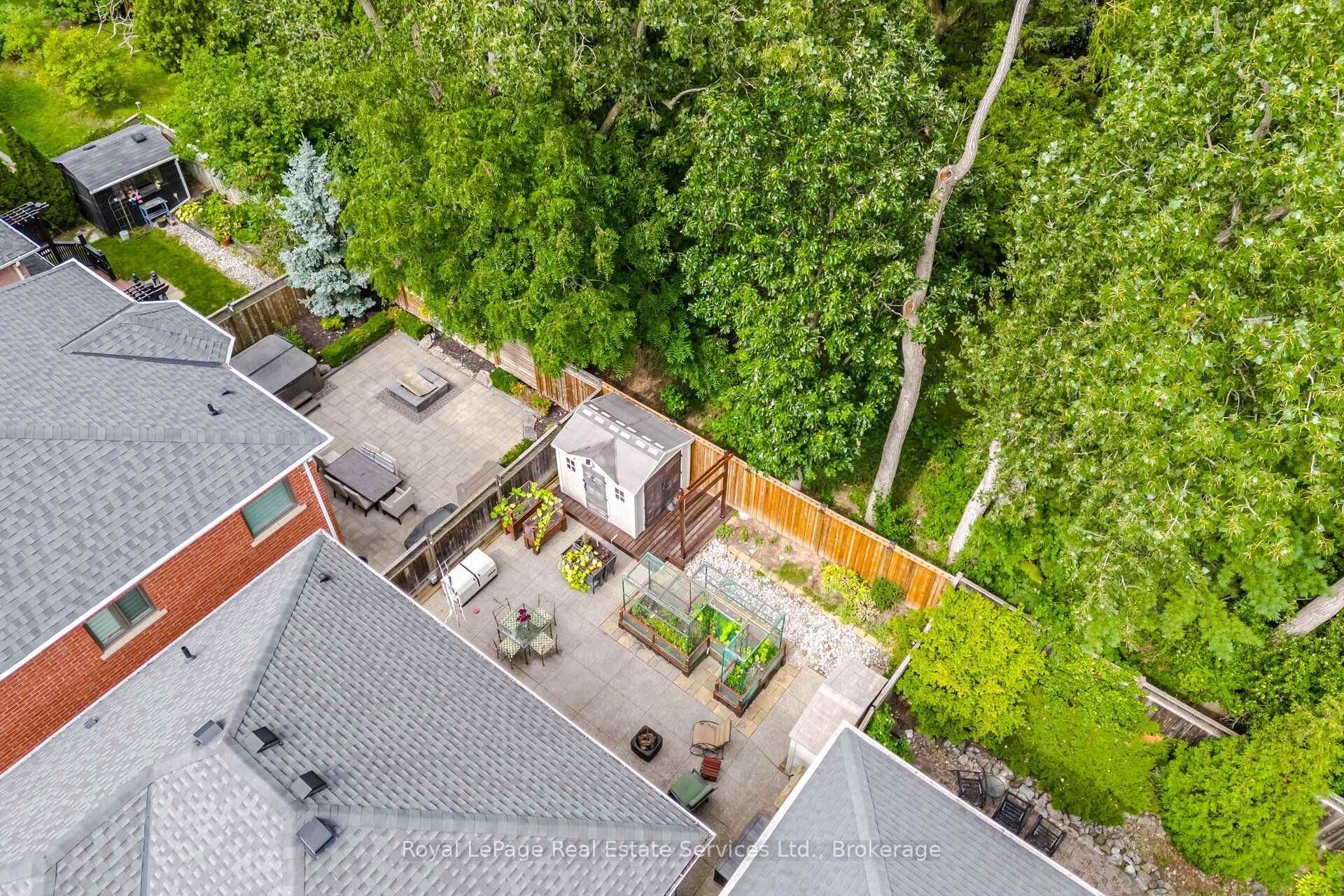 Photo 38 of 2259 Empire Crescent, Burlington, Orchard — HOMEH
