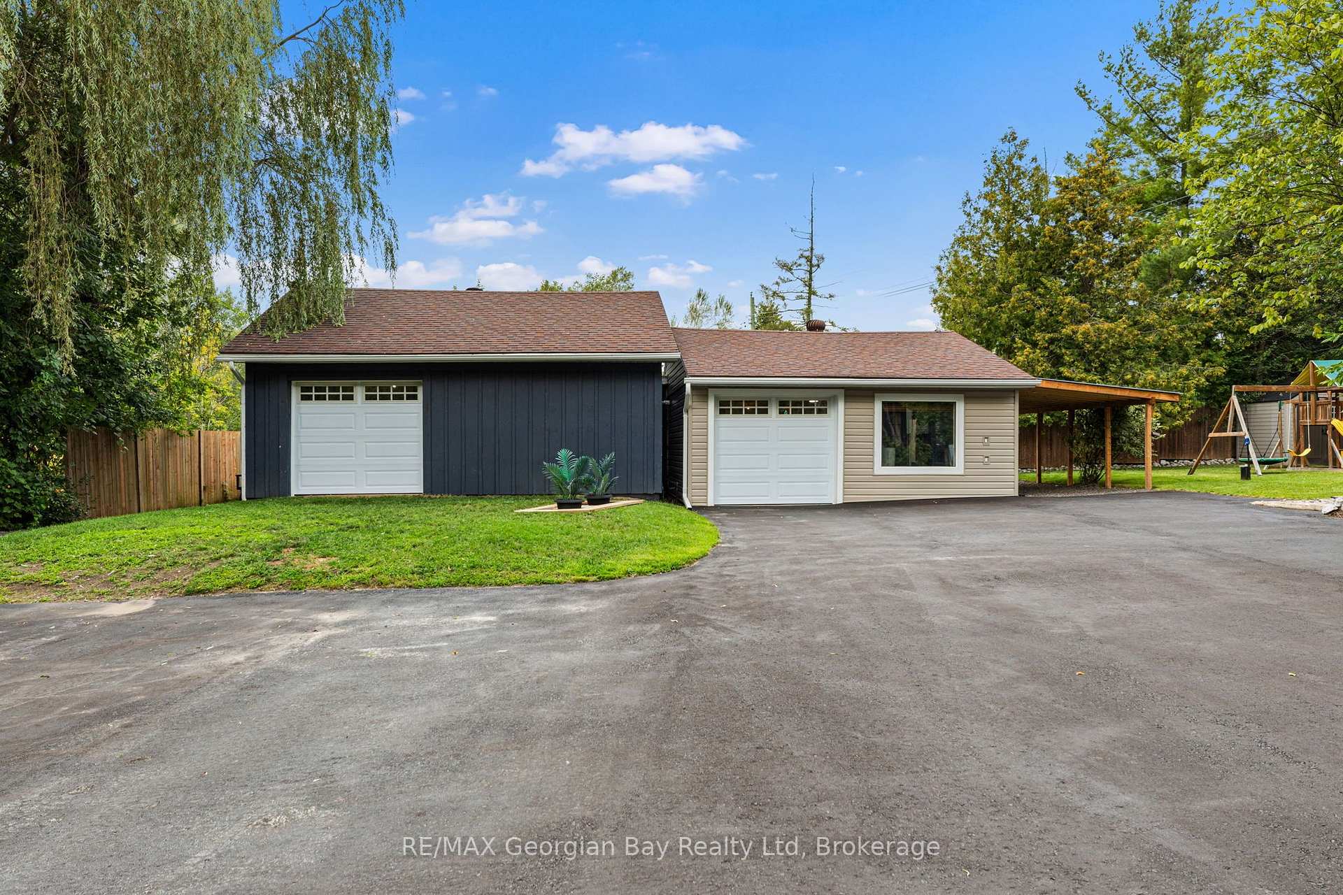 Photo 7 of 2384 Whetham Road, Springwater, Rural Springwater — HOMEH