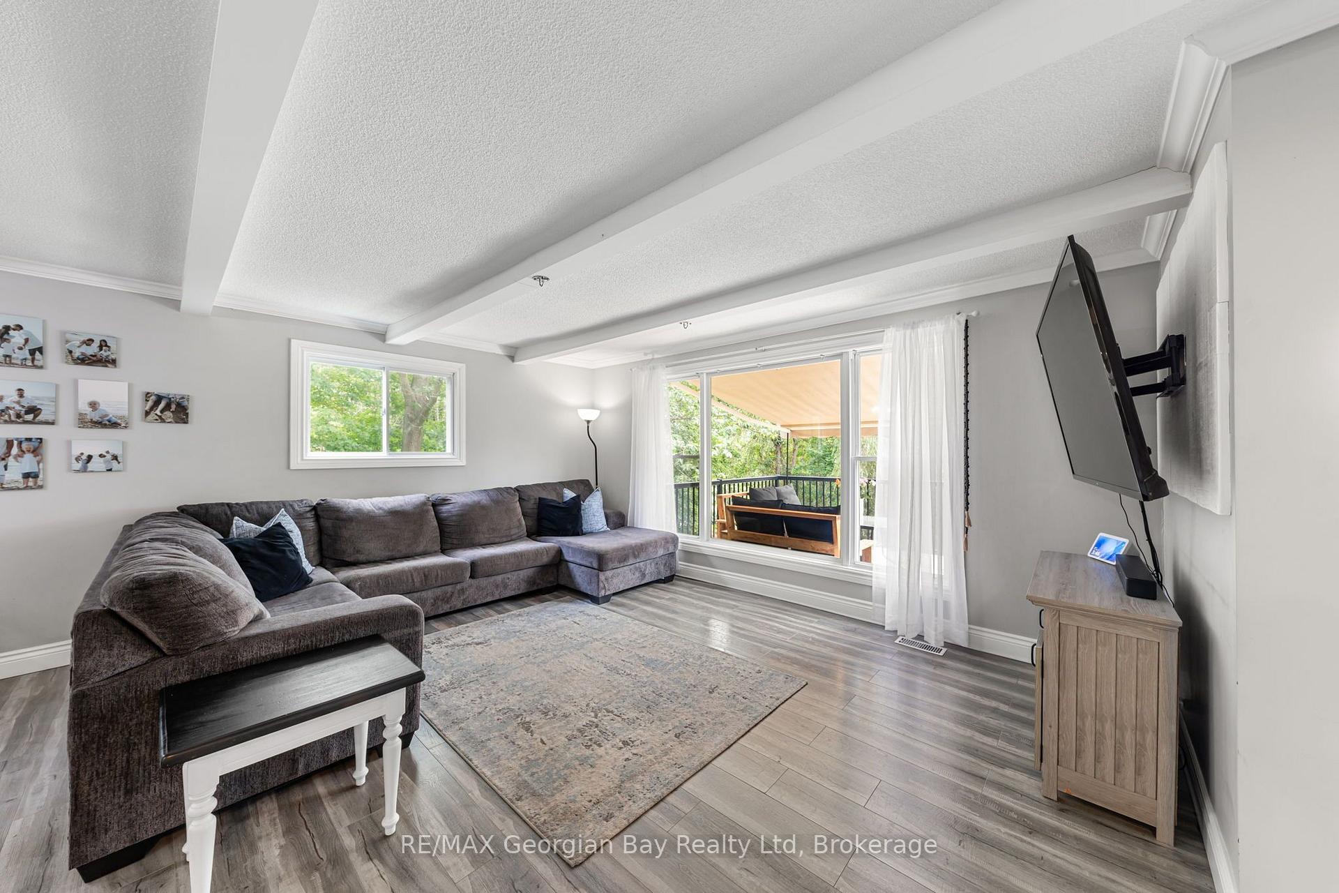 Photo 34 of 2384 Whetham Road, Springwater, Rural Springwater — HOMEH