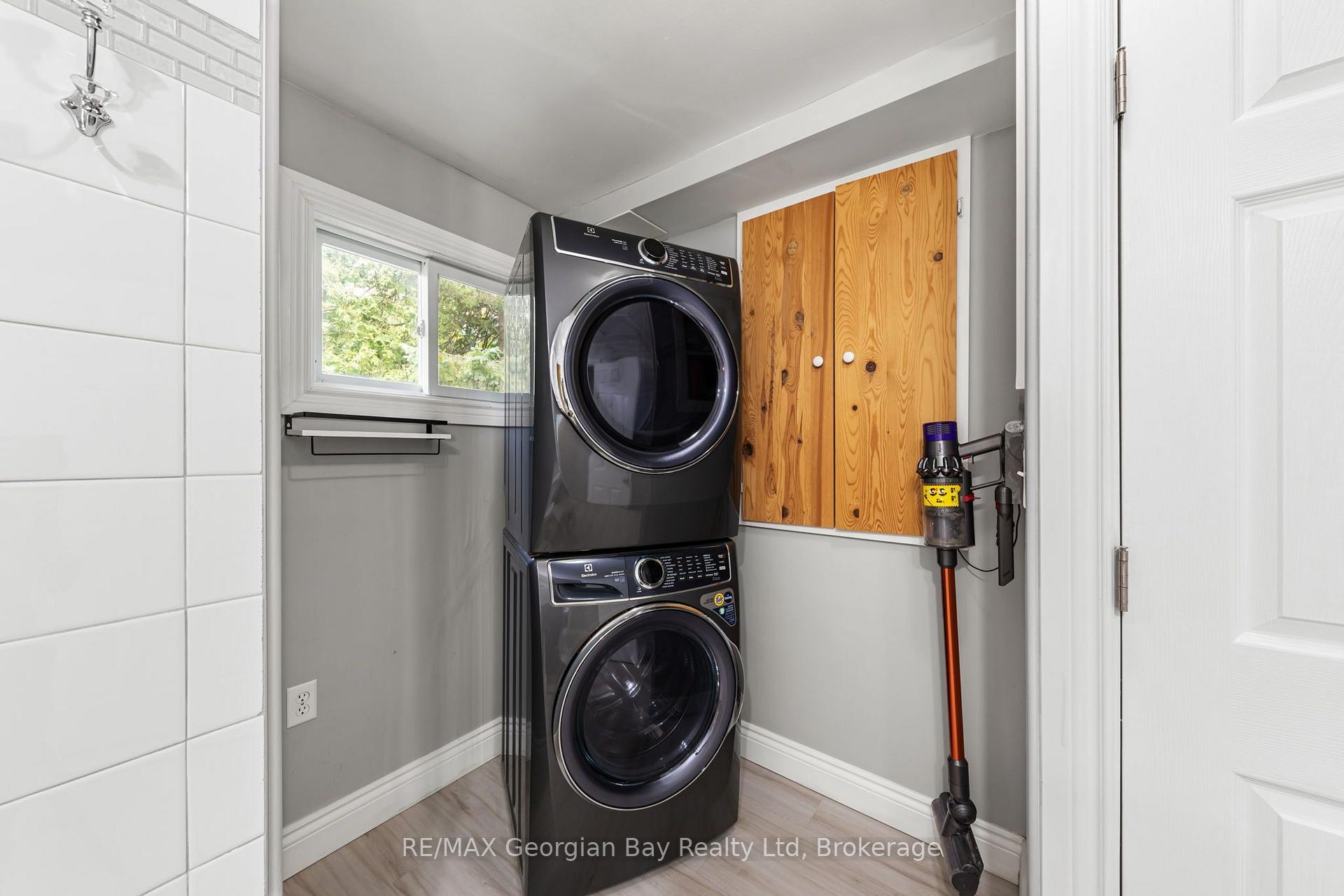 Photo 39 of 2384 Whetham Road, Springwater, Rural Springwater — HOMEH