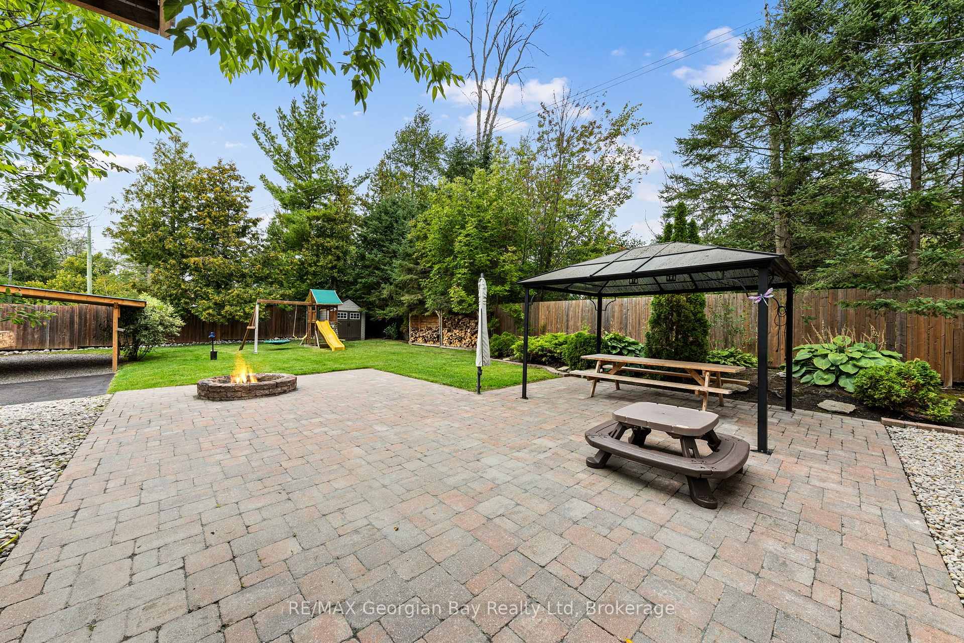 Photo 53 of 2384 Whetham Road, Springwater, Rural Springwater — HOMEH