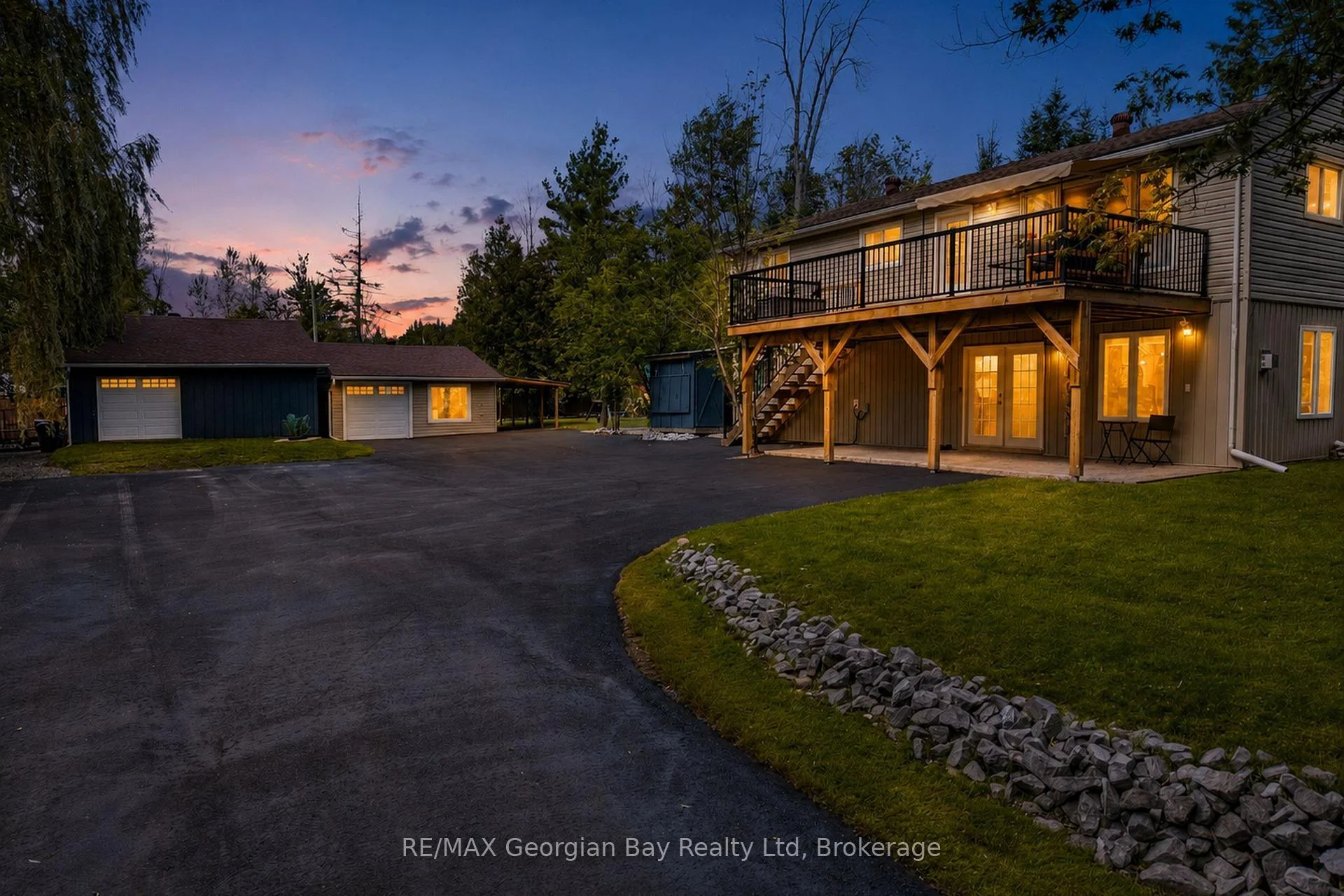Photo 3 of 2384 Whetham Road, Springwater, Rural Springwater — HOMEH