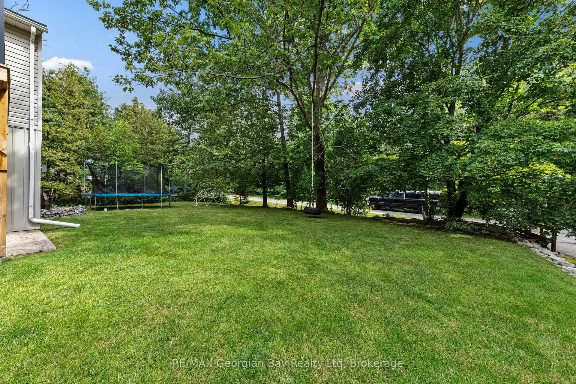 Photo 8 of 2384 Whetham Road, Springwater, Rural Springwater — HOMEH