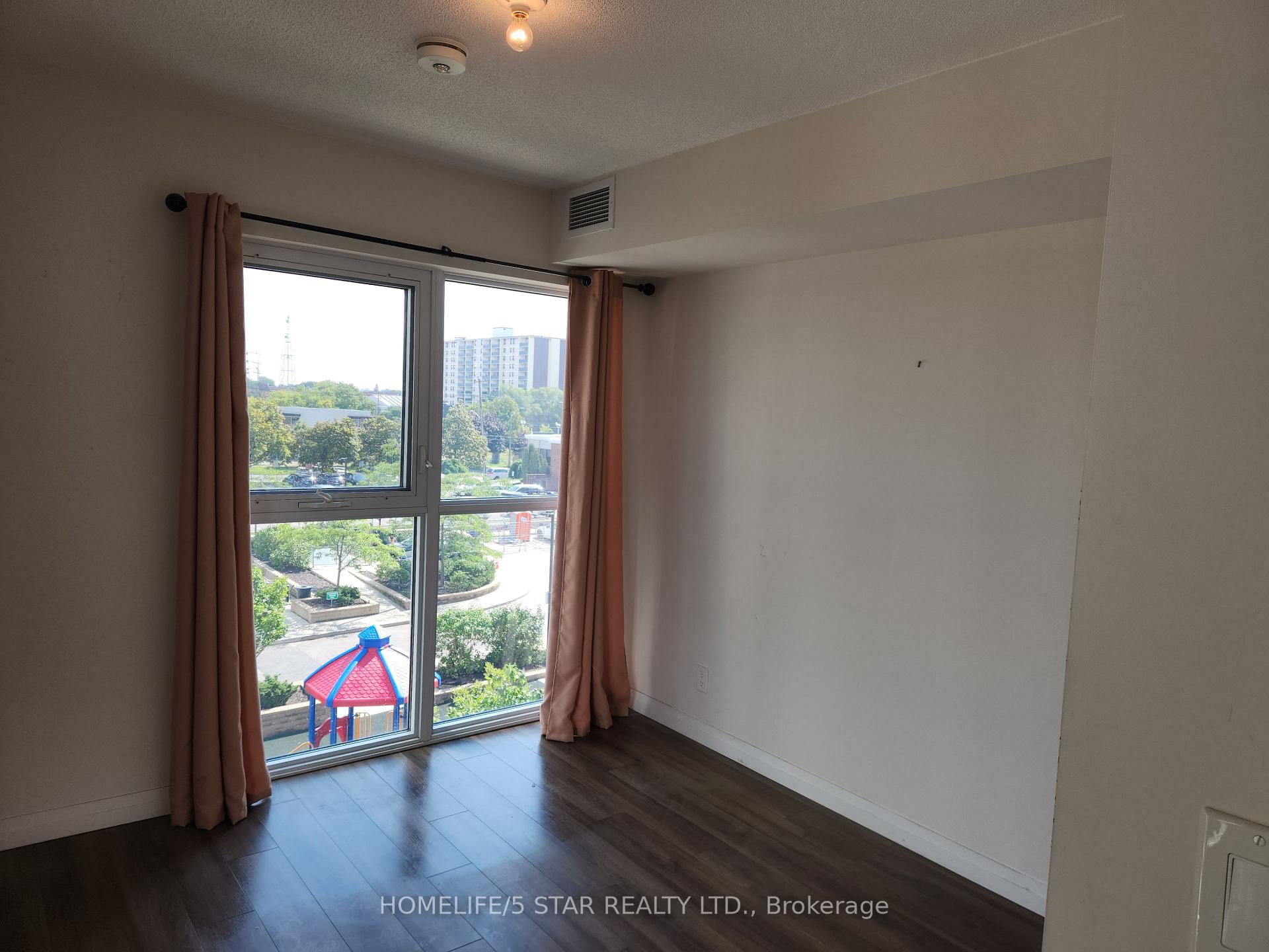 Photo 4 of Unit 312, 2150 Lawrence Avenue E, Scarborough, Wexford-Maryvale — HOMEH