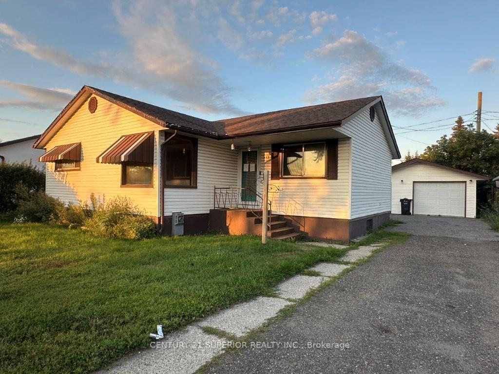Photo 1 of 412 James Street S, Thunder Bay, Green Acres — HOMEH