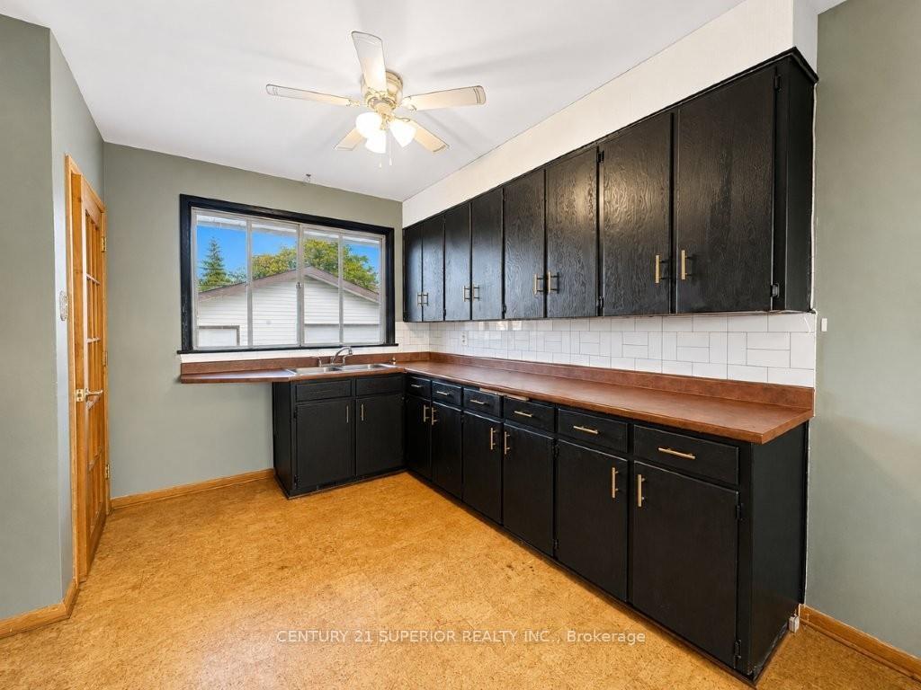 Photo 14 of 412 James Street S, Thunder Bay, Green Acres — HOMEH