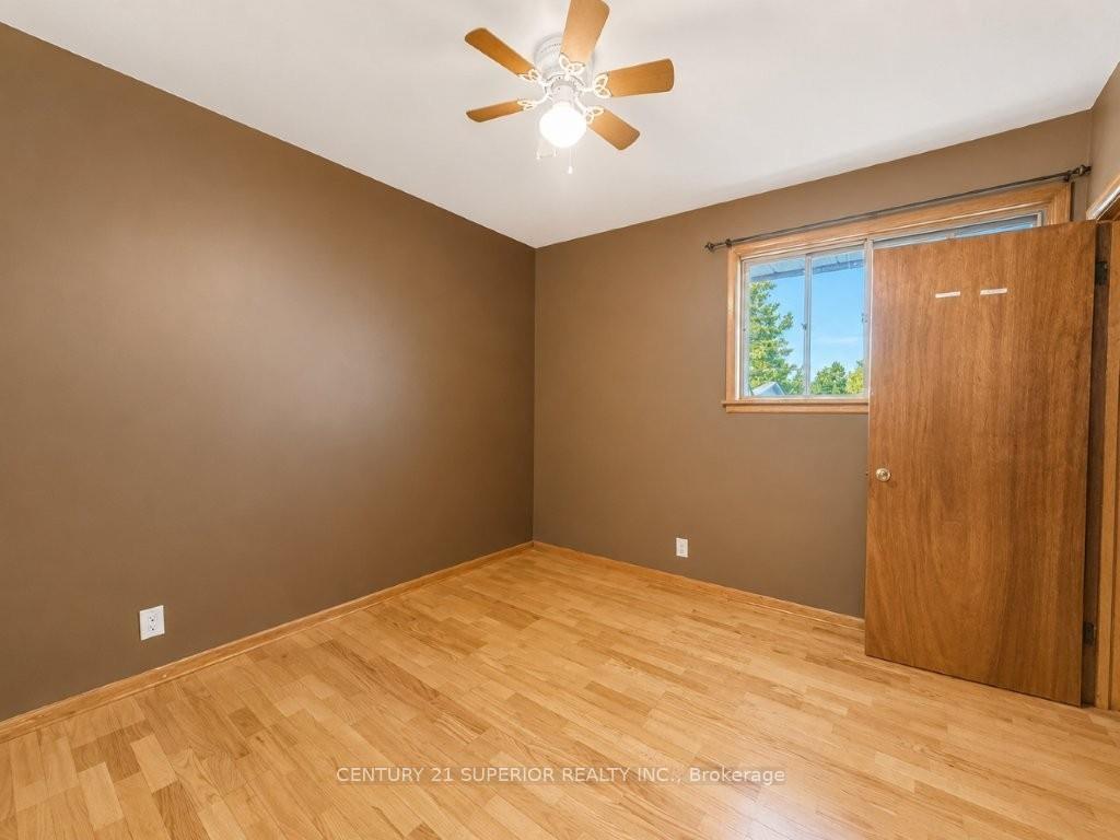 Photo 22 of 412 James Street S, Thunder Bay, Green Acres — HOMEH