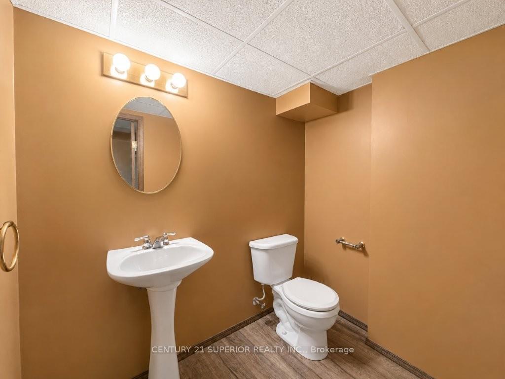 Photo 35 of 412 James Street S, Thunder Bay, Green Acres — HOMEH