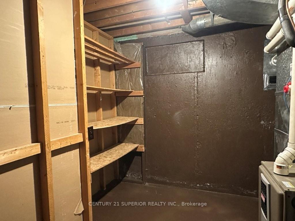 Photo 37 of 412 James Street S, Thunder Bay, Green Acres — HOMEH