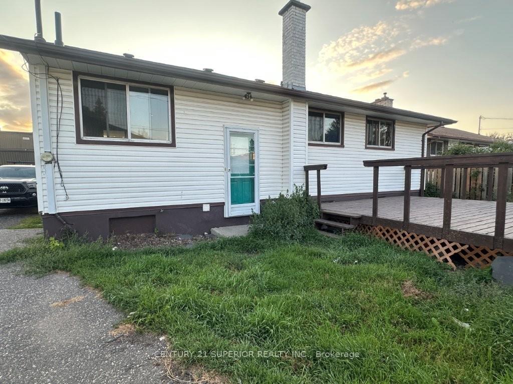 Photo 43 of 412 James Street S, Thunder Bay, Green Acres — HOMEH