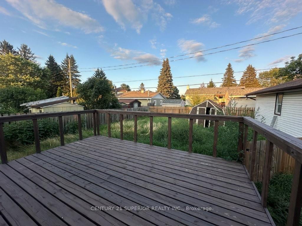 Photo 44 of 412 James Street S, Thunder Bay, Green Acres — HOMEH
