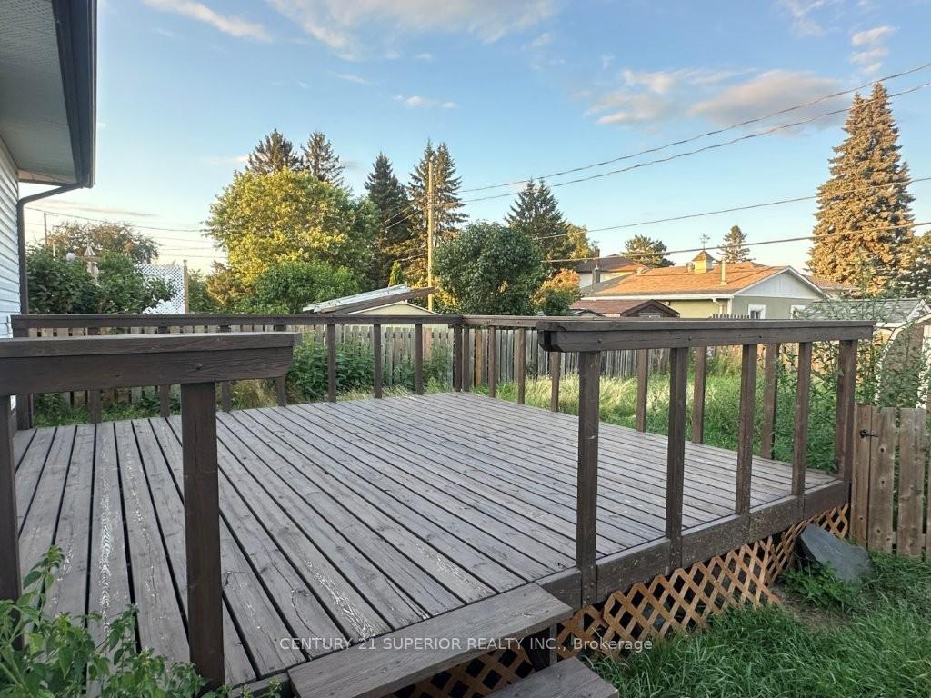 Photo 45 of 412 James Street S, Thunder Bay, Green Acres — HOMEH