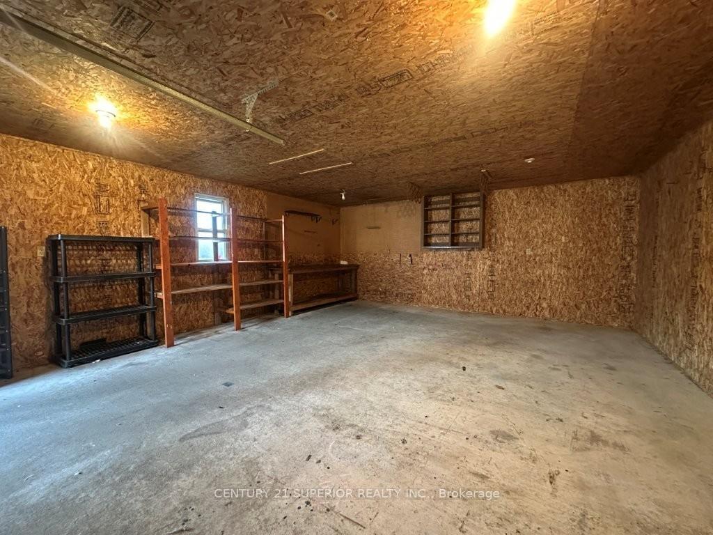 Photo 47 of 412 James Street S, Thunder Bay, Green Acres — HOMEH