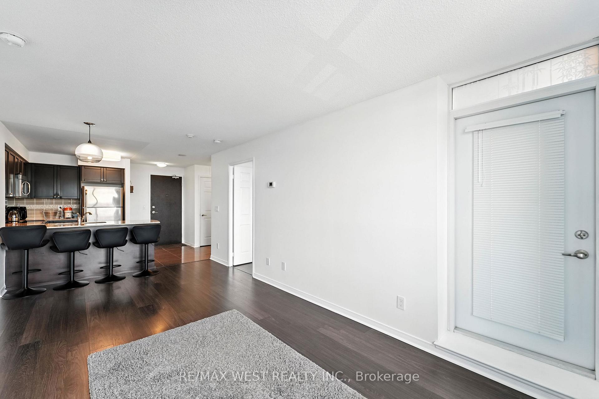 Photo 9 of Unit PH2, 75 King William Crescent, Richmond Hill, Langstaff — HOMEH