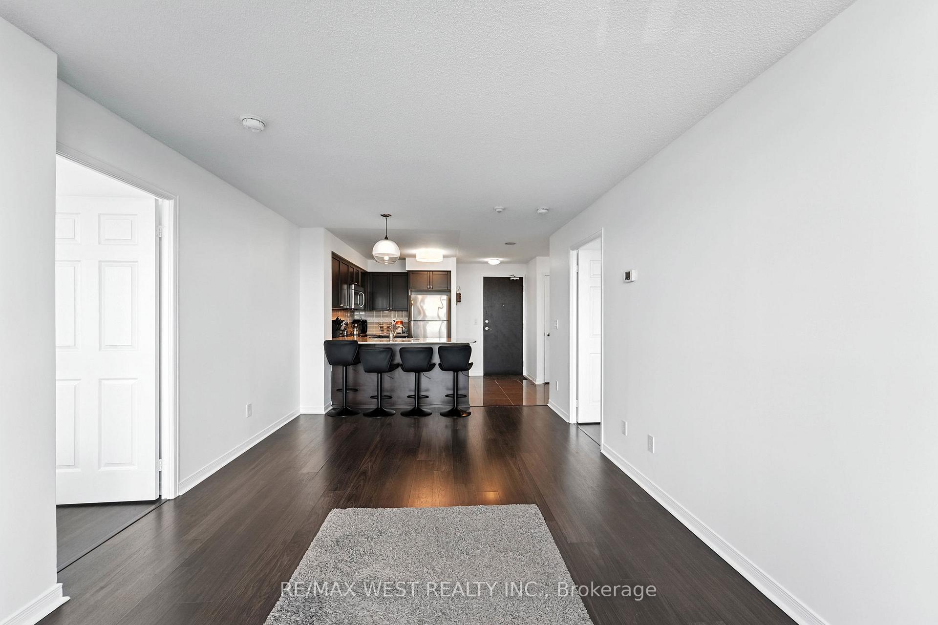 Photo 10 of Unit PH2, 75 King William Crescent, Richmond Hill, Langstaff — HOMEH