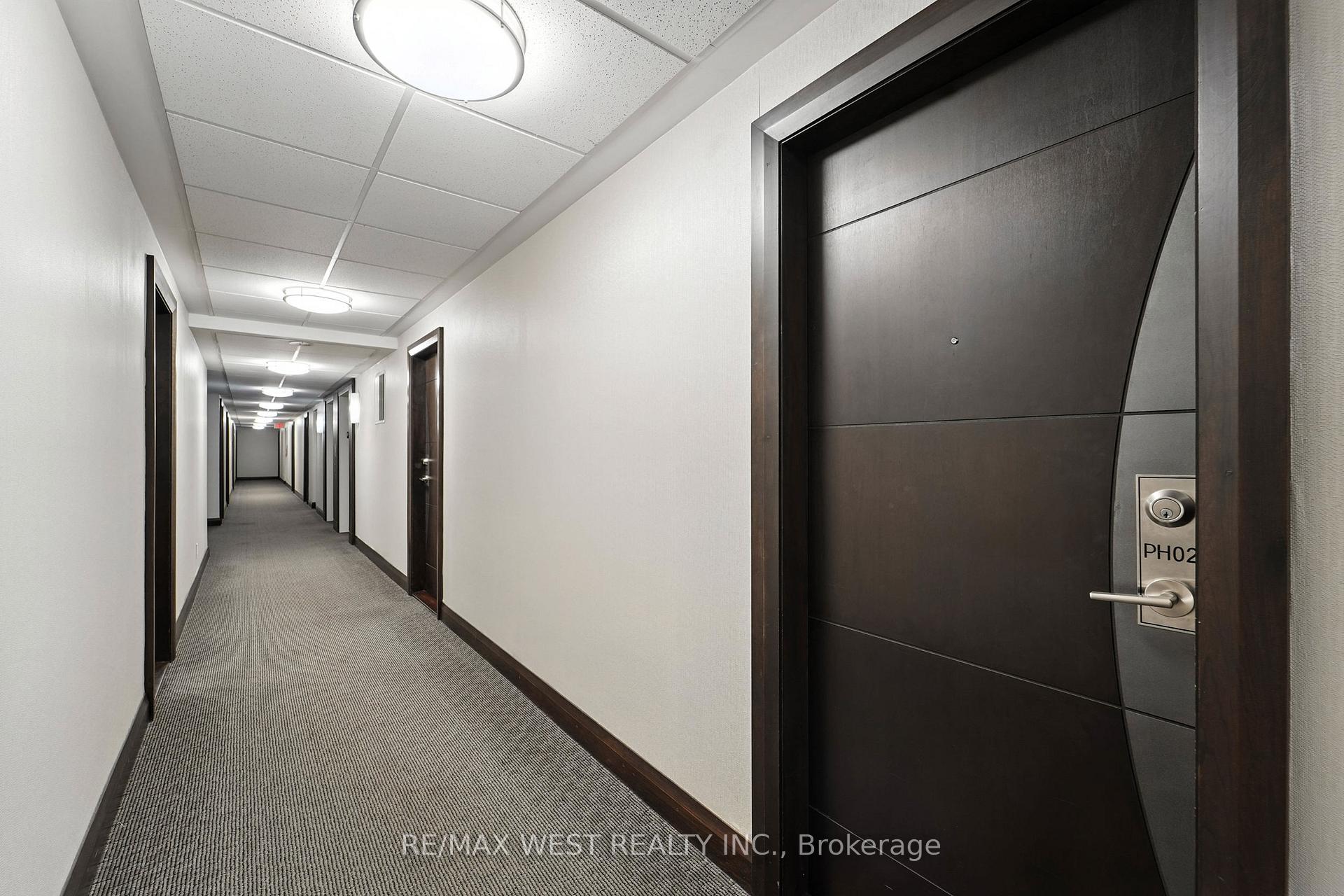 Photo 19 of Unit PH2, 75 King William Crescent, Richmond Hill, Langstaff — HOMEH