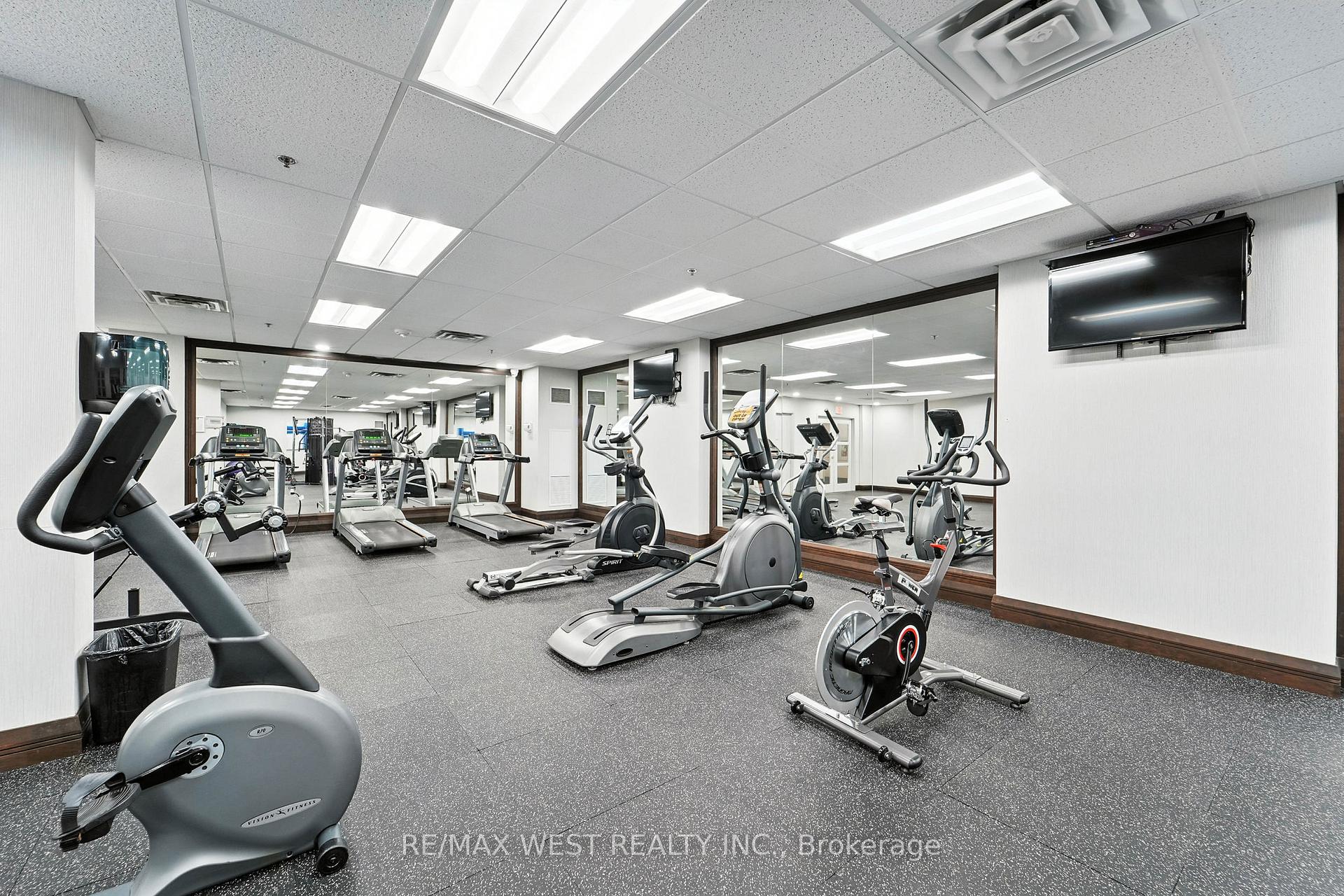 Photo 23 of Unit PH2, 75 King William Crescent, Richmond Hill, Langstaff — HOMEH