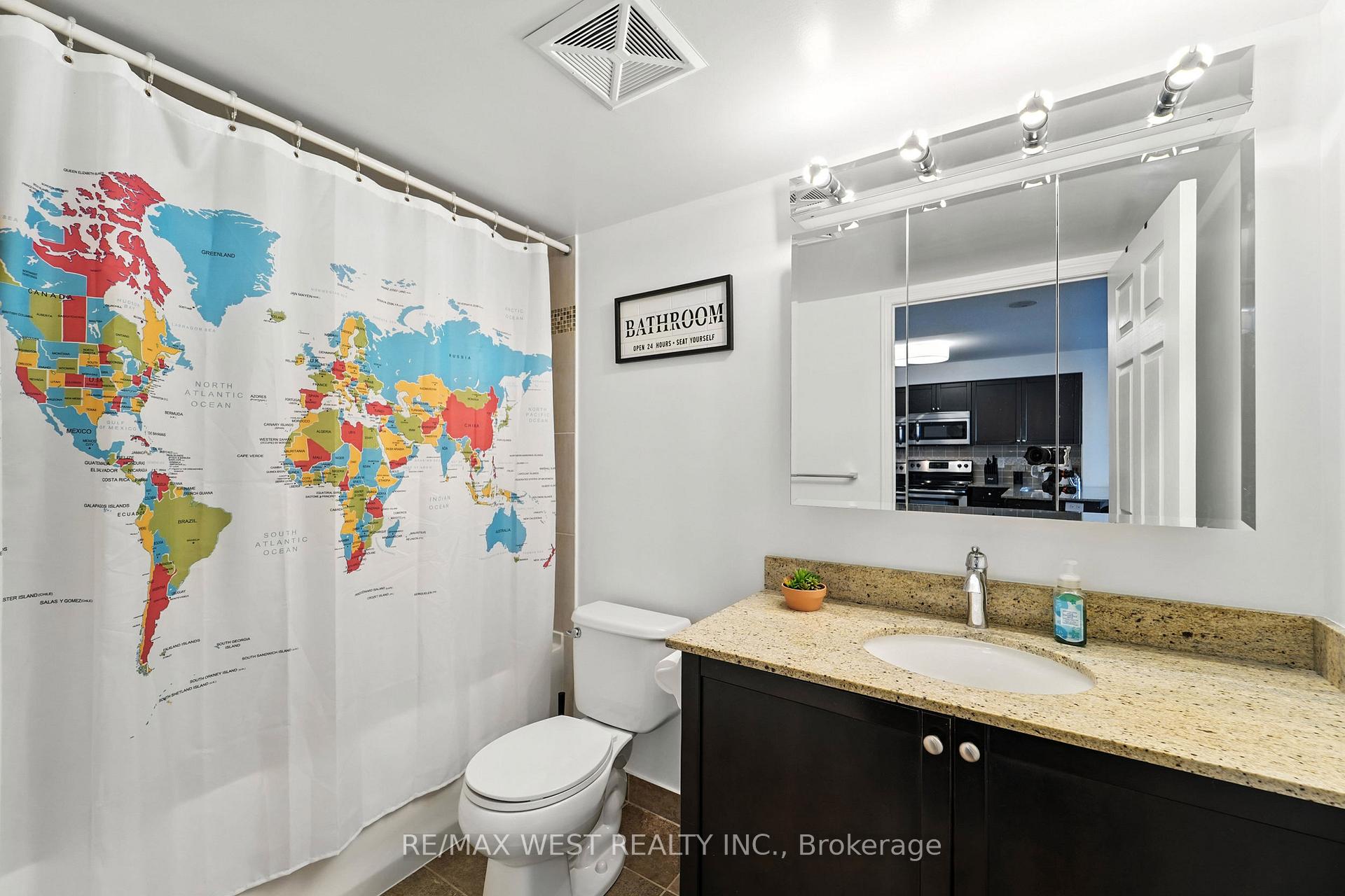 Photo 31 of Unit PH2, 75 King William Crescent, Richmond Hill, Langstaff — HOMEH
