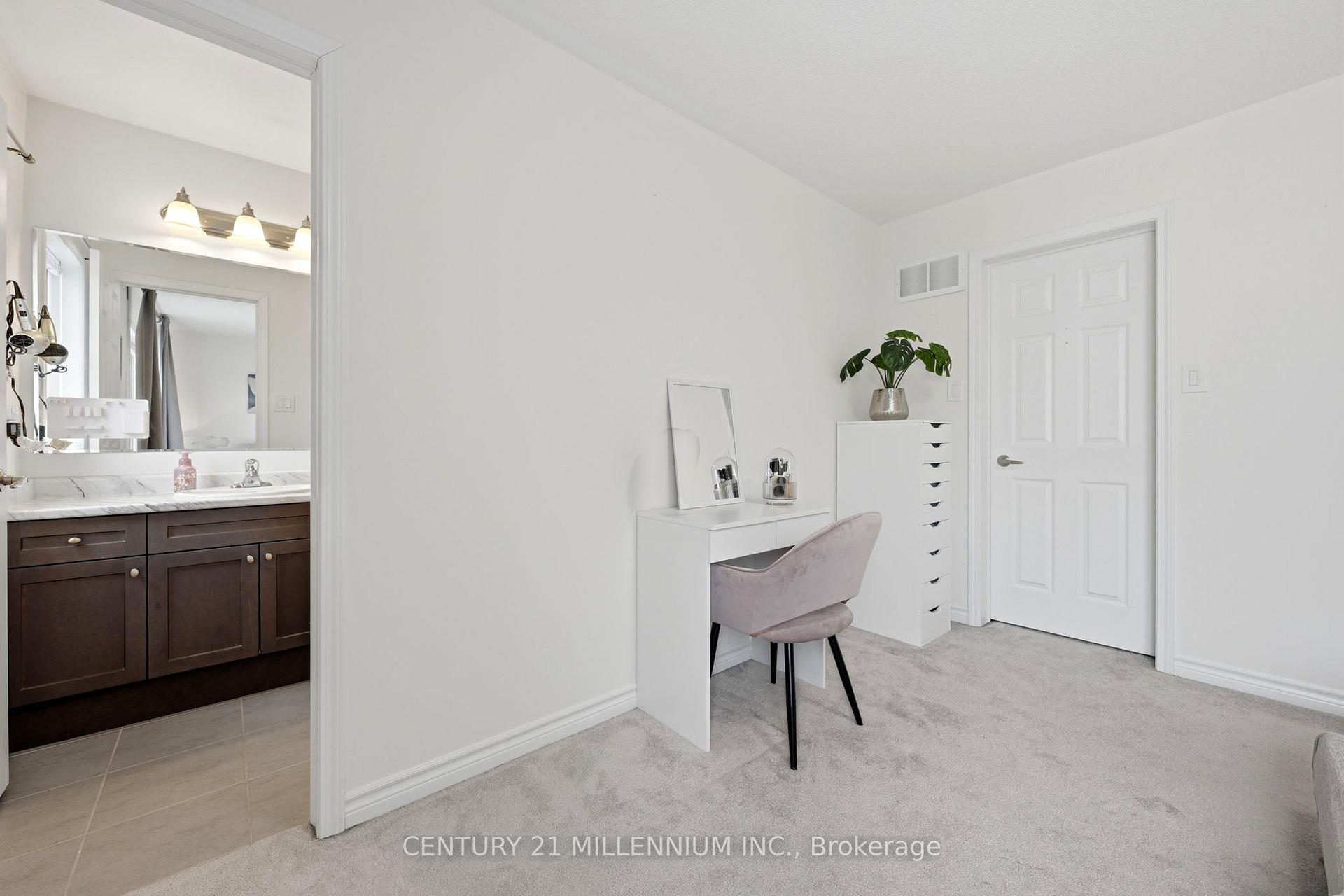 Photo 17 of 242 Remembrance Road, Brampton, Northwest Brampton — HOMEH