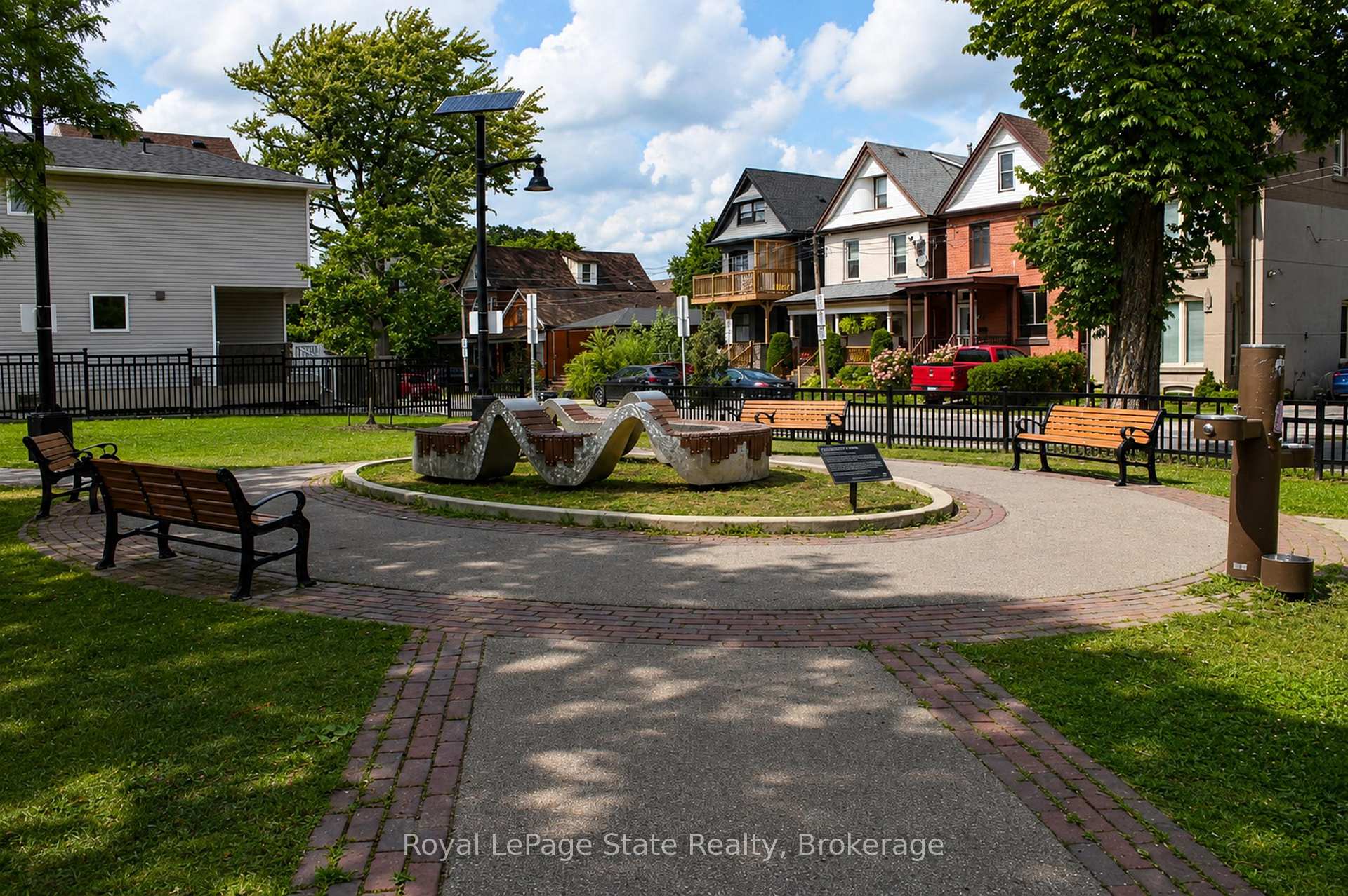 Photo 2 of Unit 1, 56 Wentworth Street, Hamilton, Landsdale — HOMEH