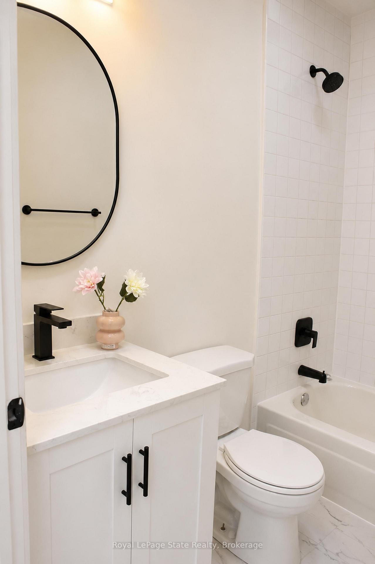 Photo 7 of Unit 1, 56 Wentworth Street, Hamilton, Landsdale — HOMEH